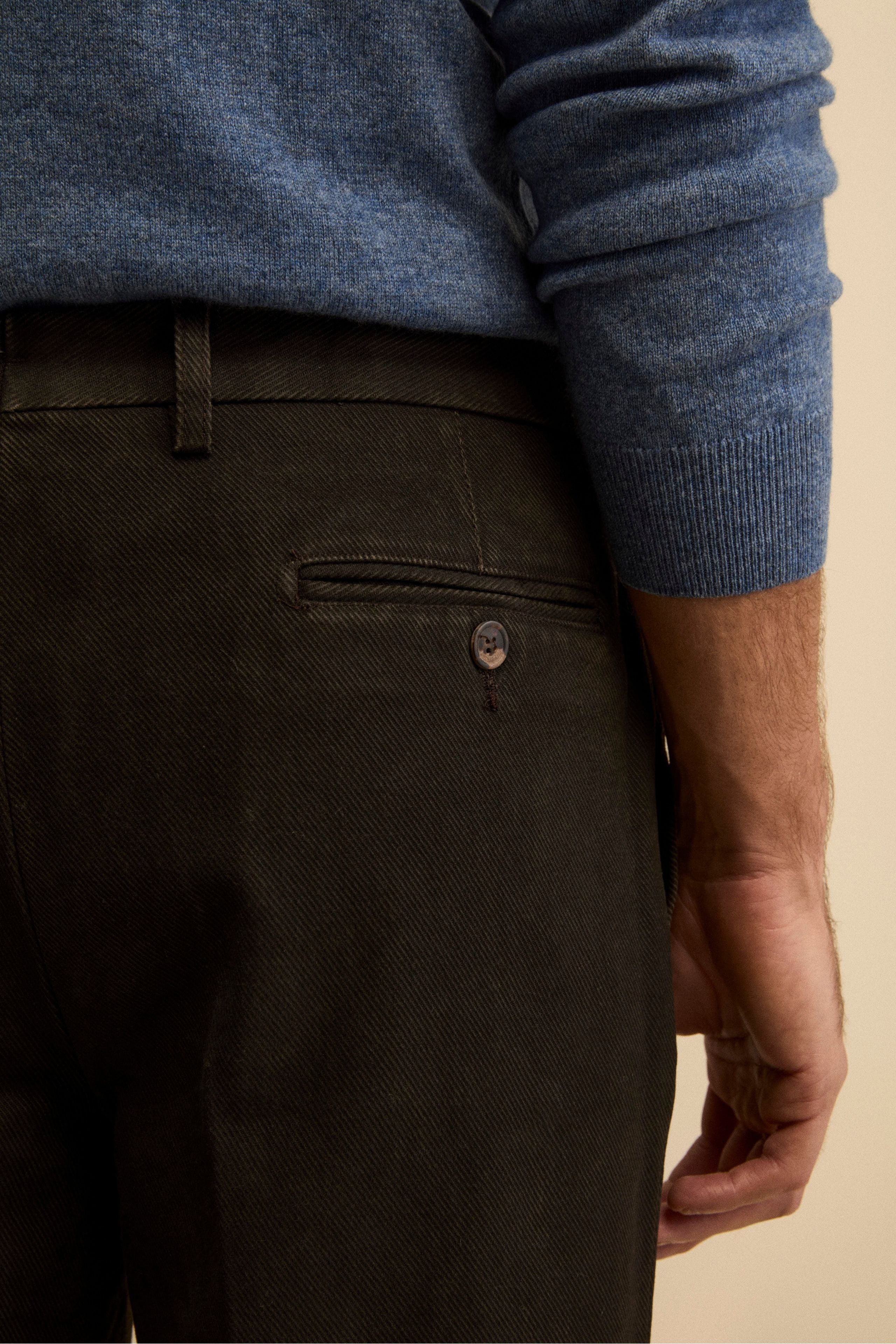 Cotton Slim Fit Pleated Trousers - Dark brown