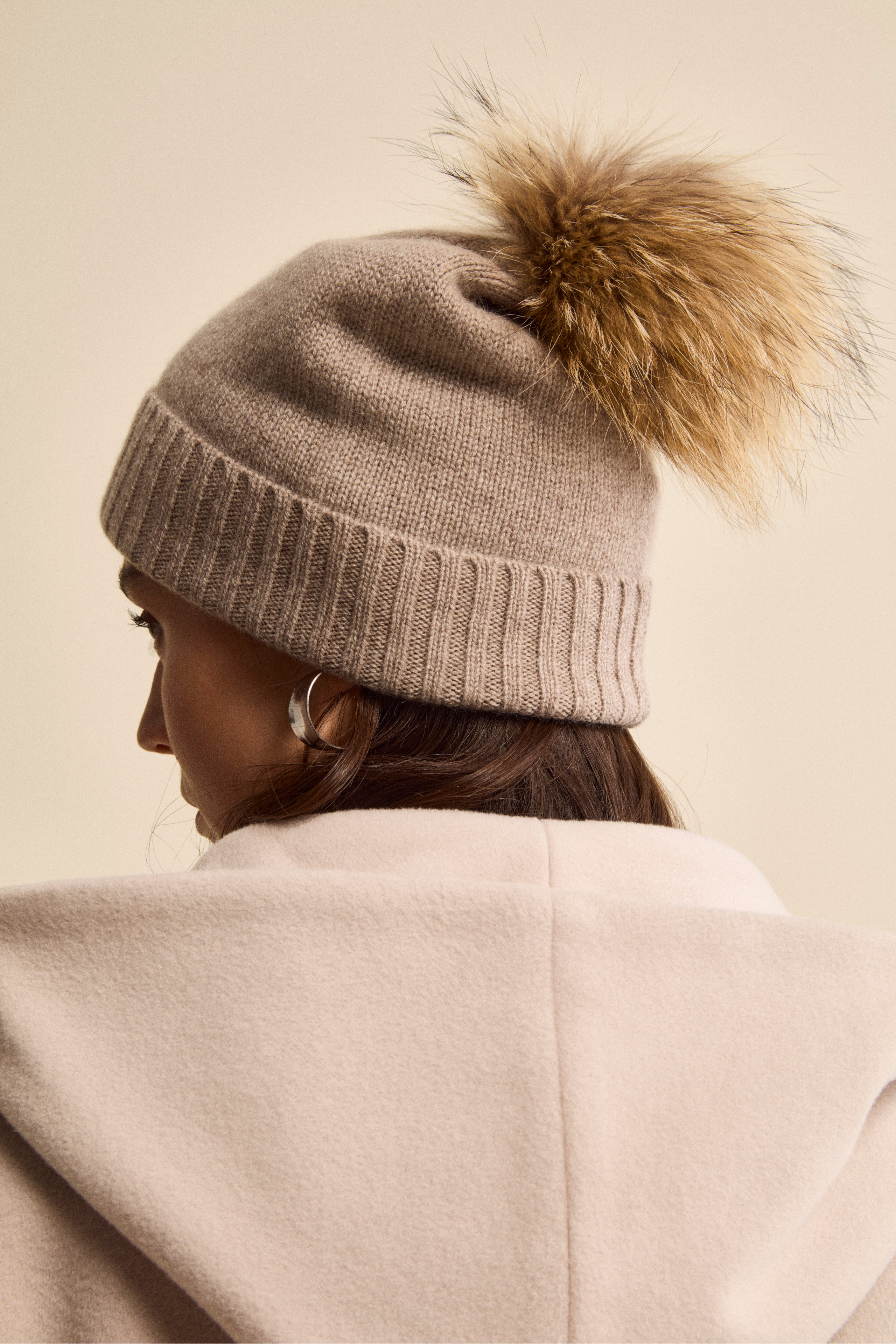 Cashmere Beanie with Pom-Pom - SAND