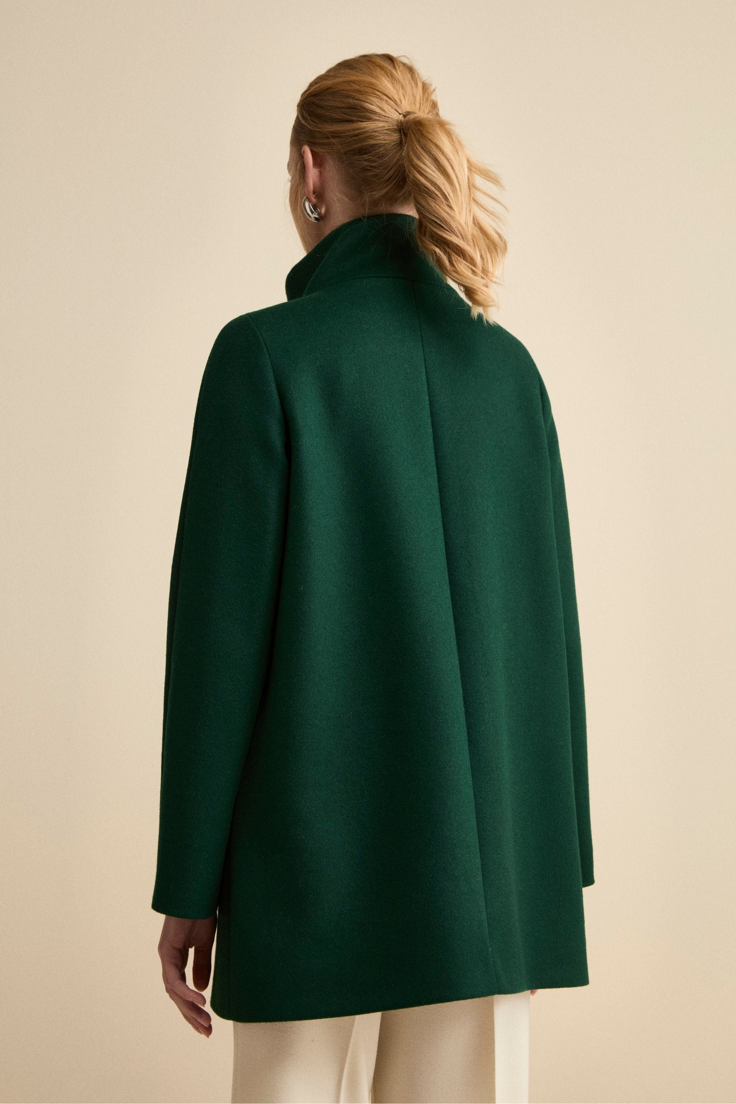 Short Lined Coat in Virgin Wool - Green