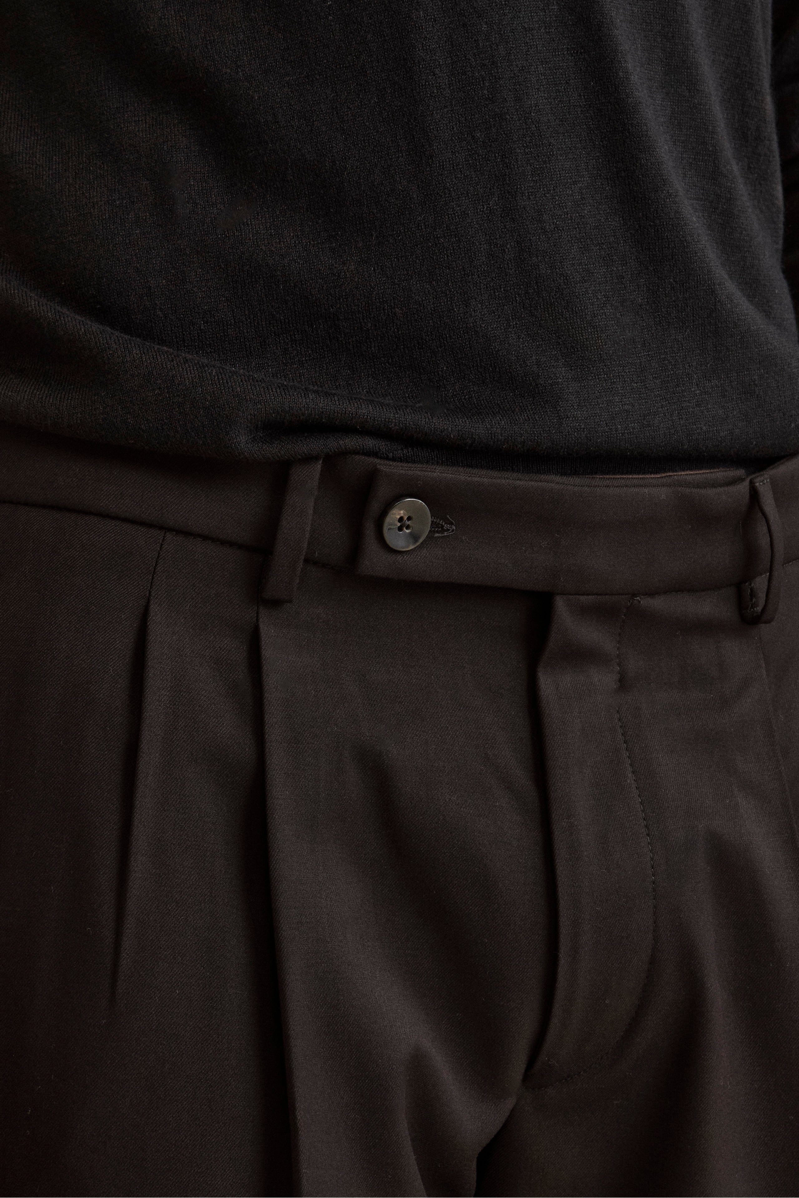 Wide-Leg Wool Blend Trousers with Pleats - BLACK