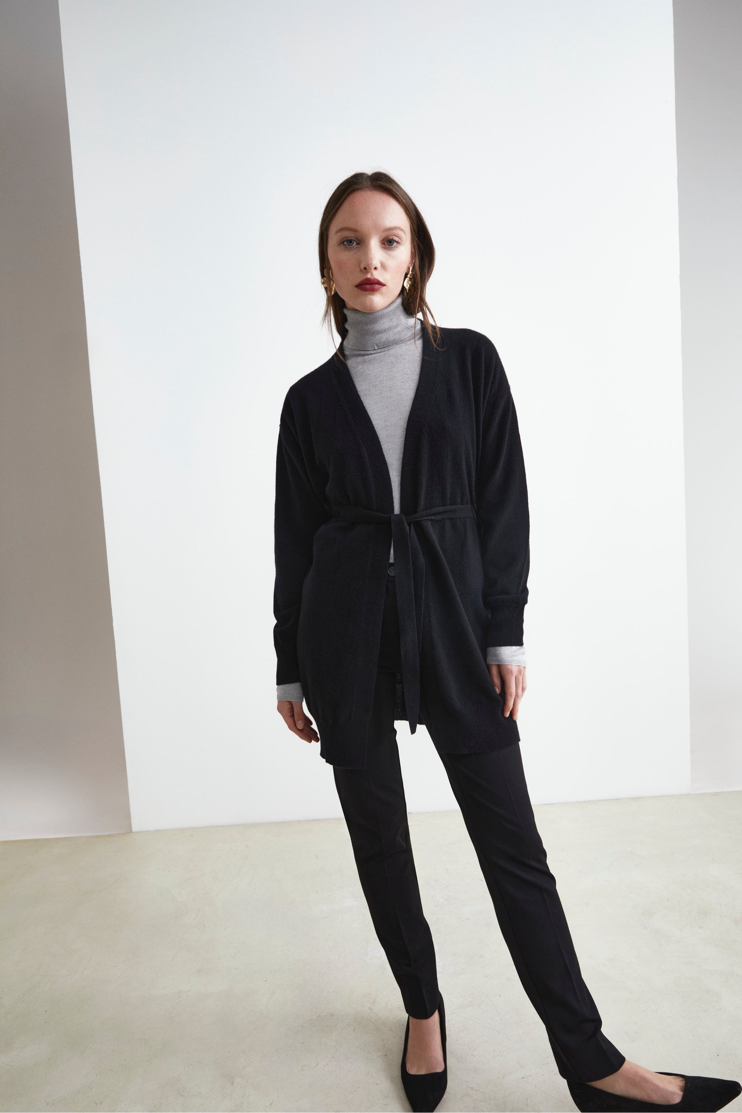 Cardigan con Cintura in Lana e Cashmere - NERO