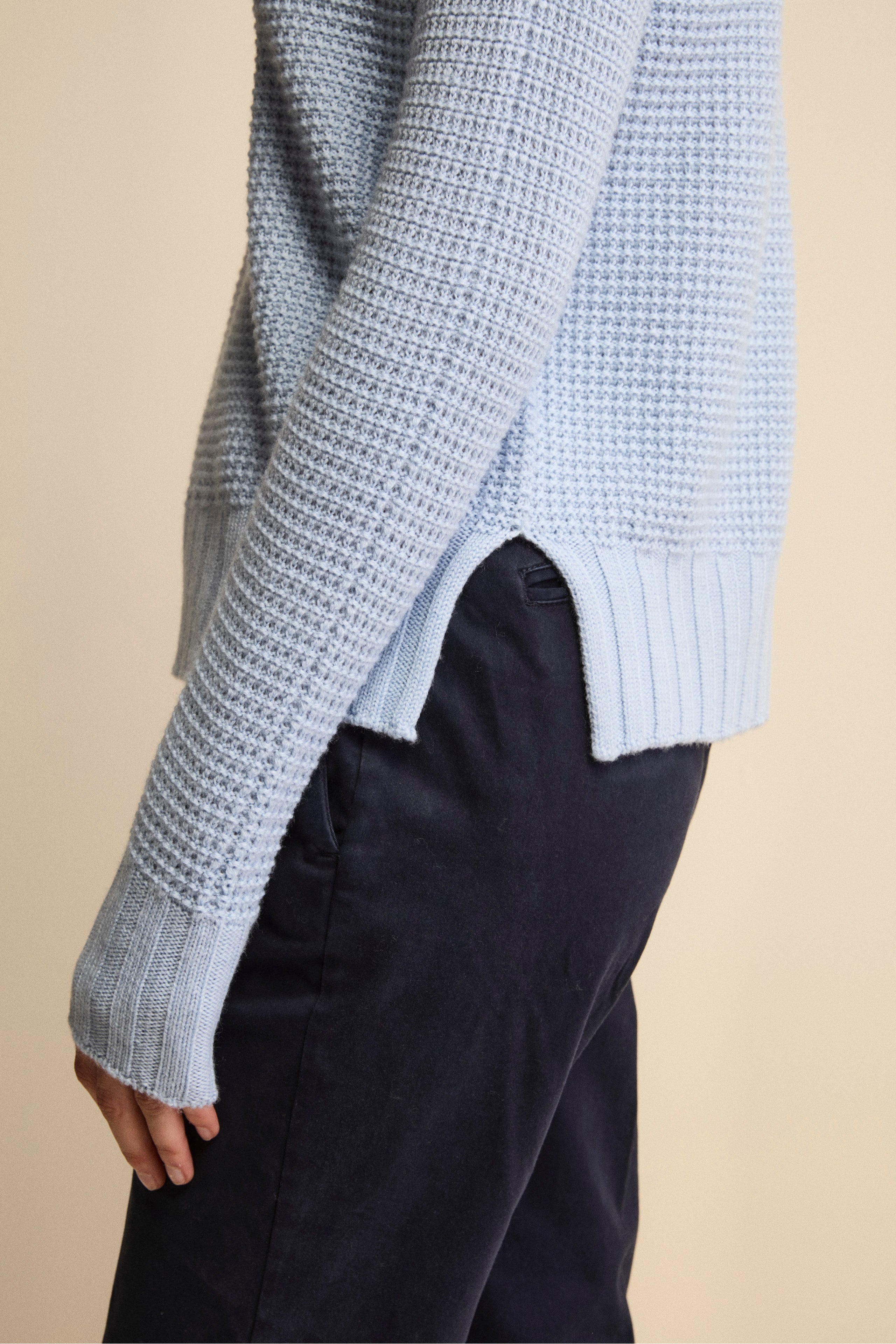 Boat-Neck Sweater in Textured Merino Wool - Light blue