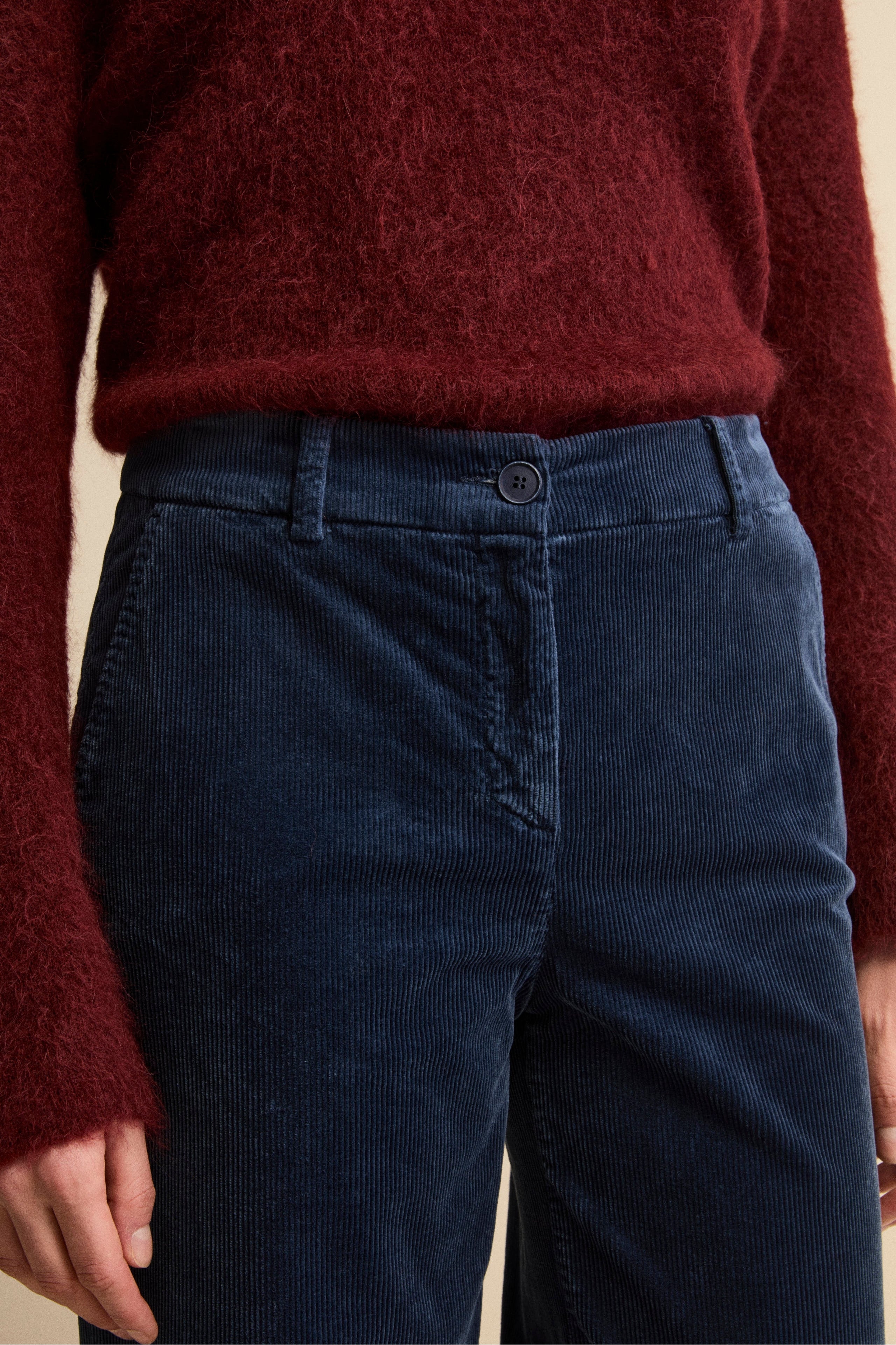 Cordhose mit weiter Beinlinie - Arktisblau