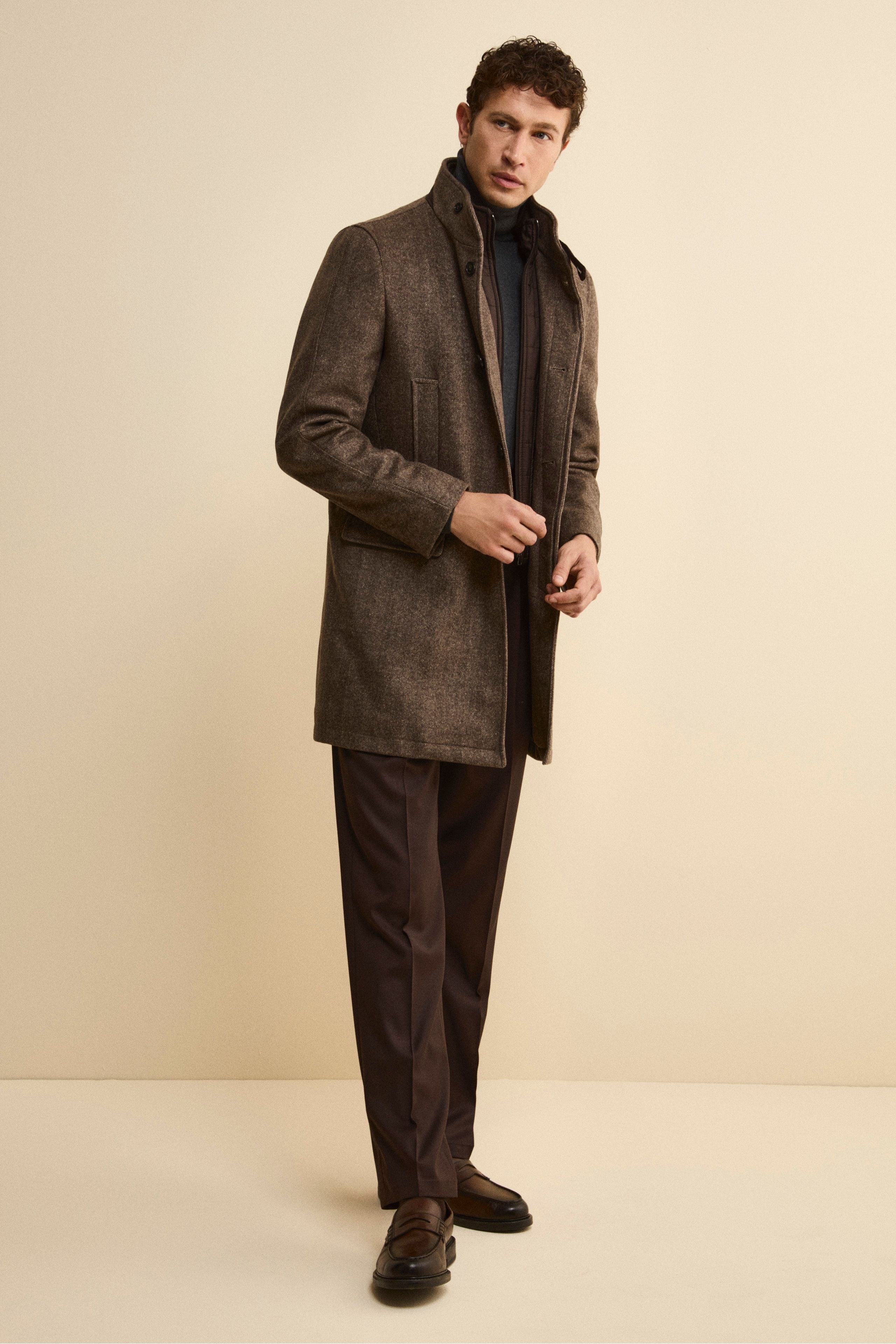 Wide-Leg Wool Blend Trousers with Pleats - brown