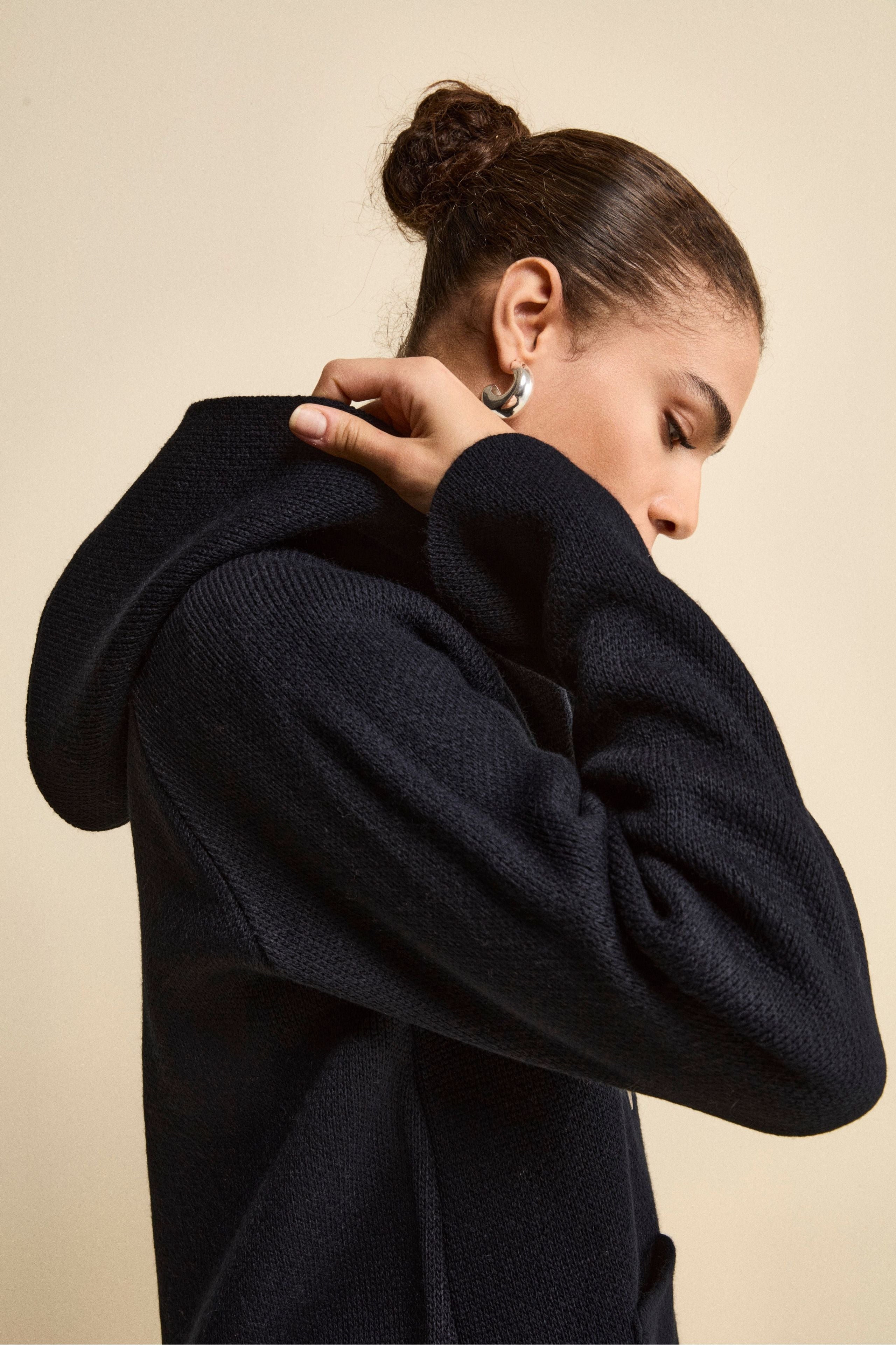 Doppelreihige Strickjacke mit Kapuze - BLAU