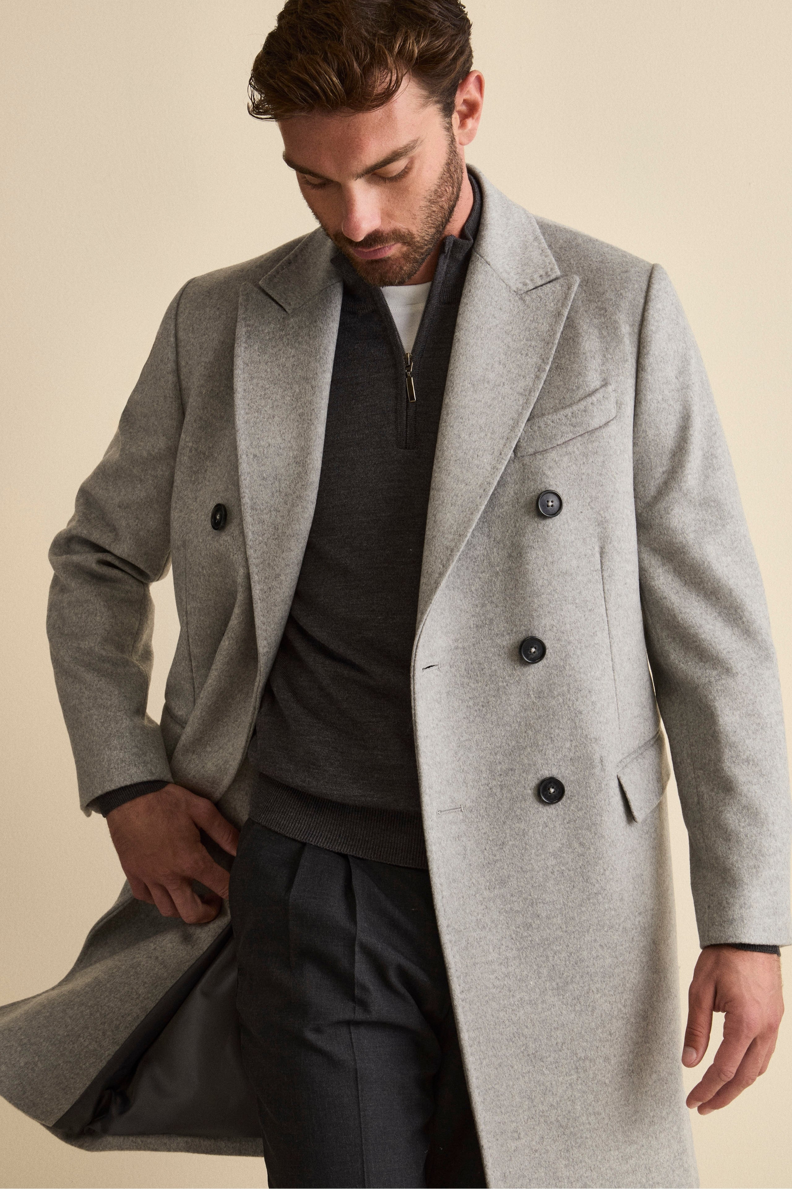 Midi Double-Breasted Coat in Wool and Cashmere Blend with Half-Belt - Light grey
