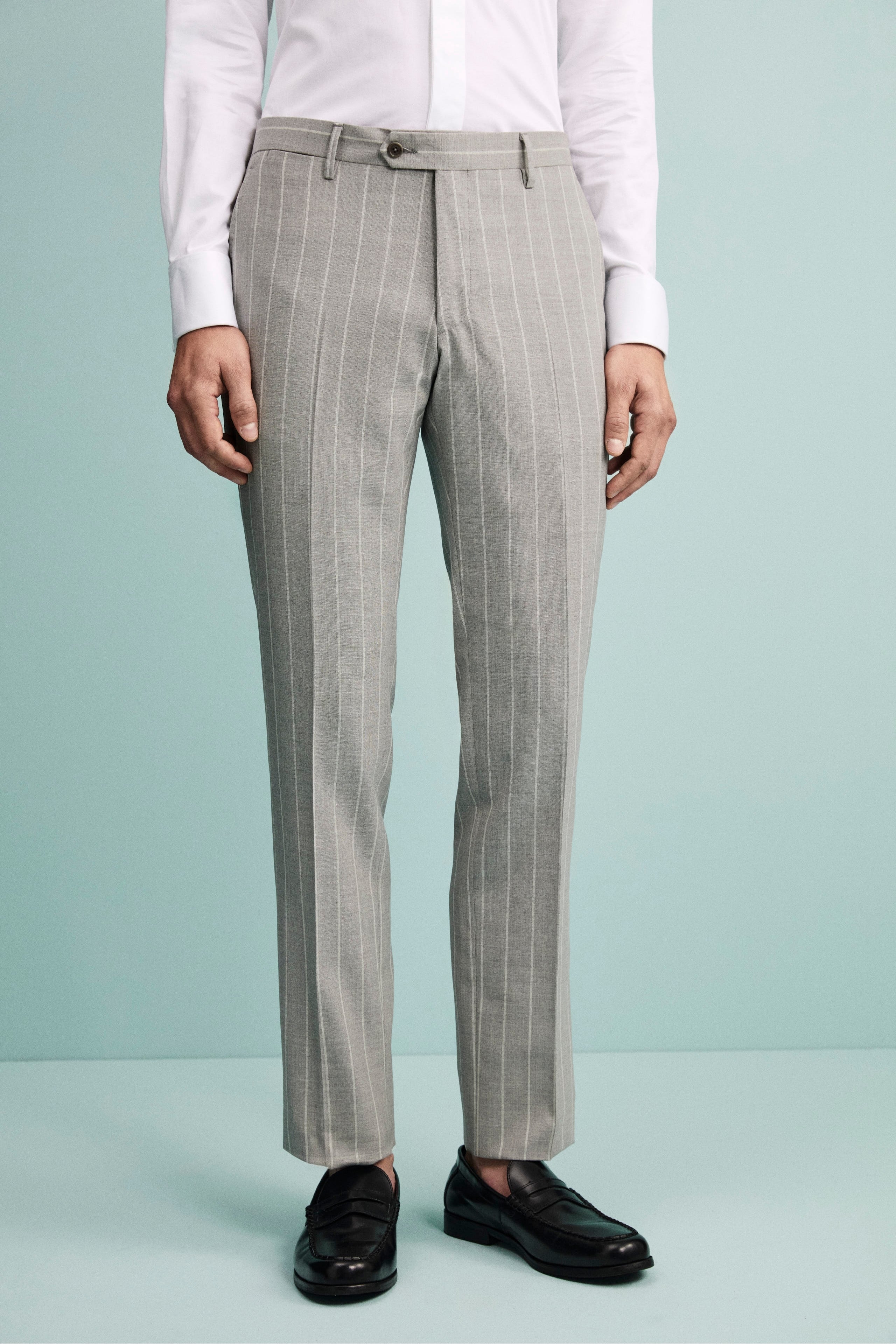 Abito Gessato Doppiopetto Slim Fit in Lana Vergine - RIGATO GRIGIO/BIANCO