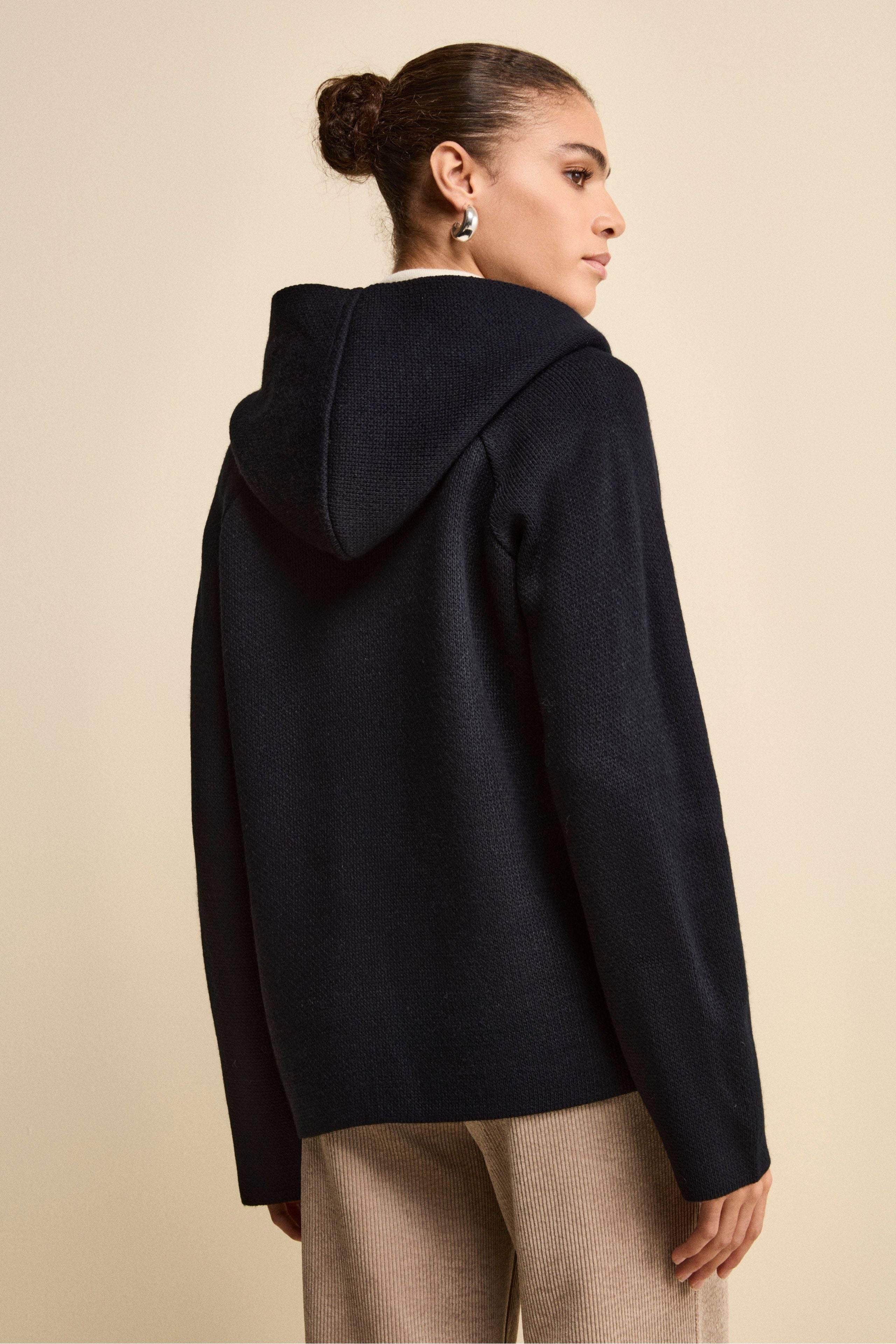 Doppelreihige Strickjacke mit Kapuze - BLAU