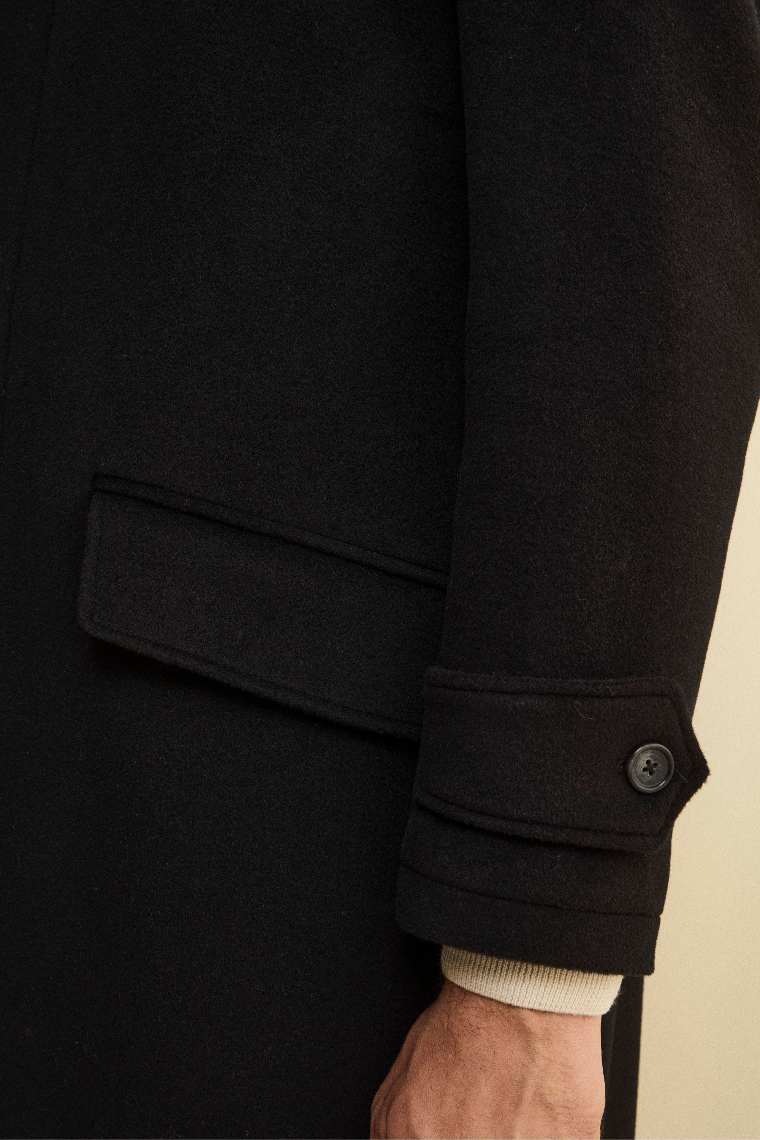 Long Lined Coat in Wool and Cashmere - BLACK