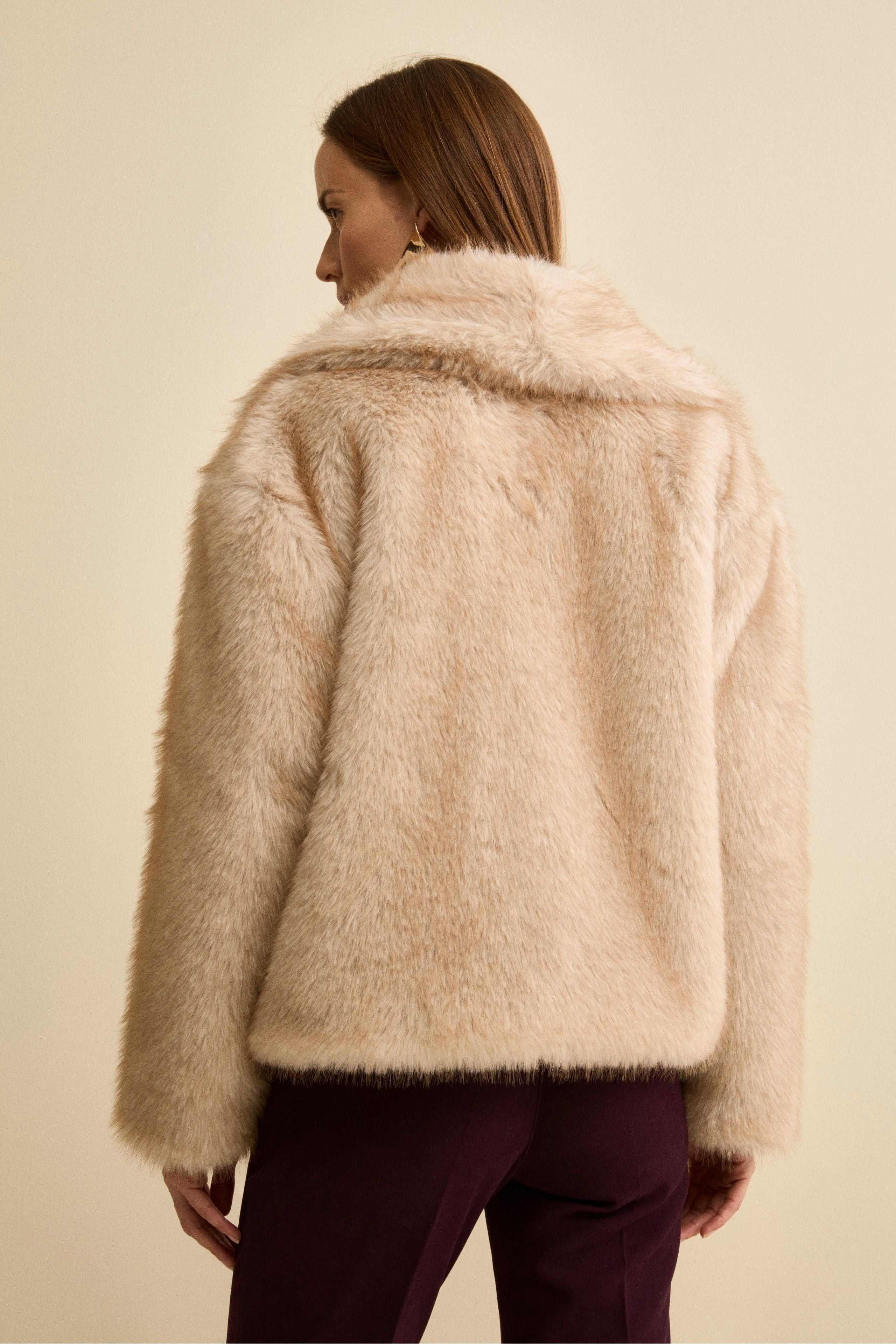 Short Lined Fur Jacket - BEIGE
