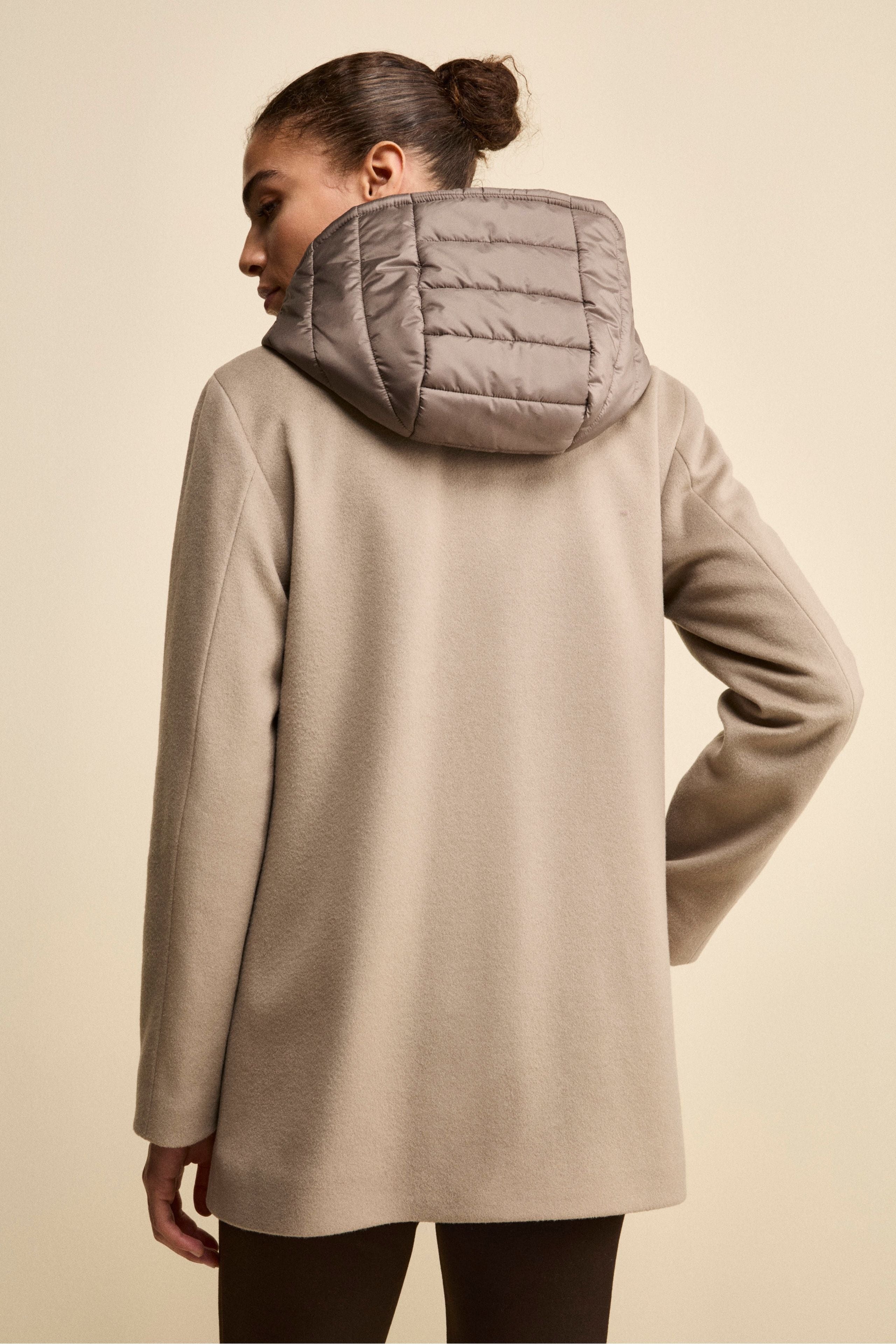 Midi Coat in Wool and Cashmere with Zip and Hood - Brown