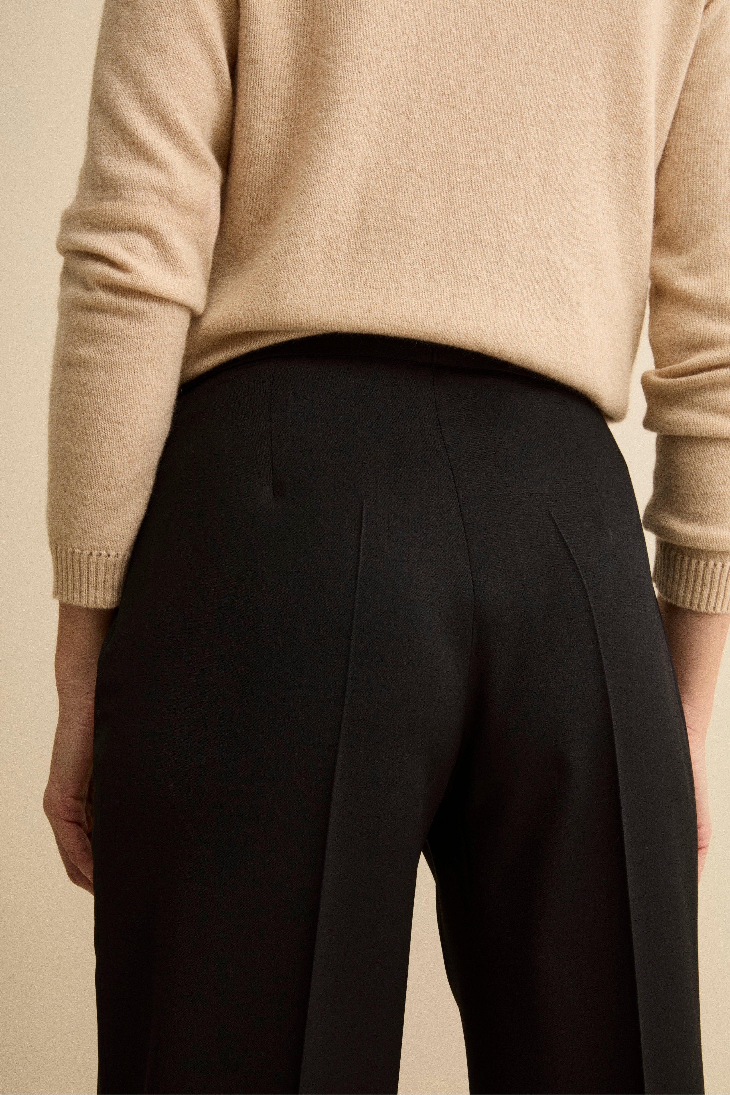 Double-Breasted Suit in Virgin Wool - BLACK