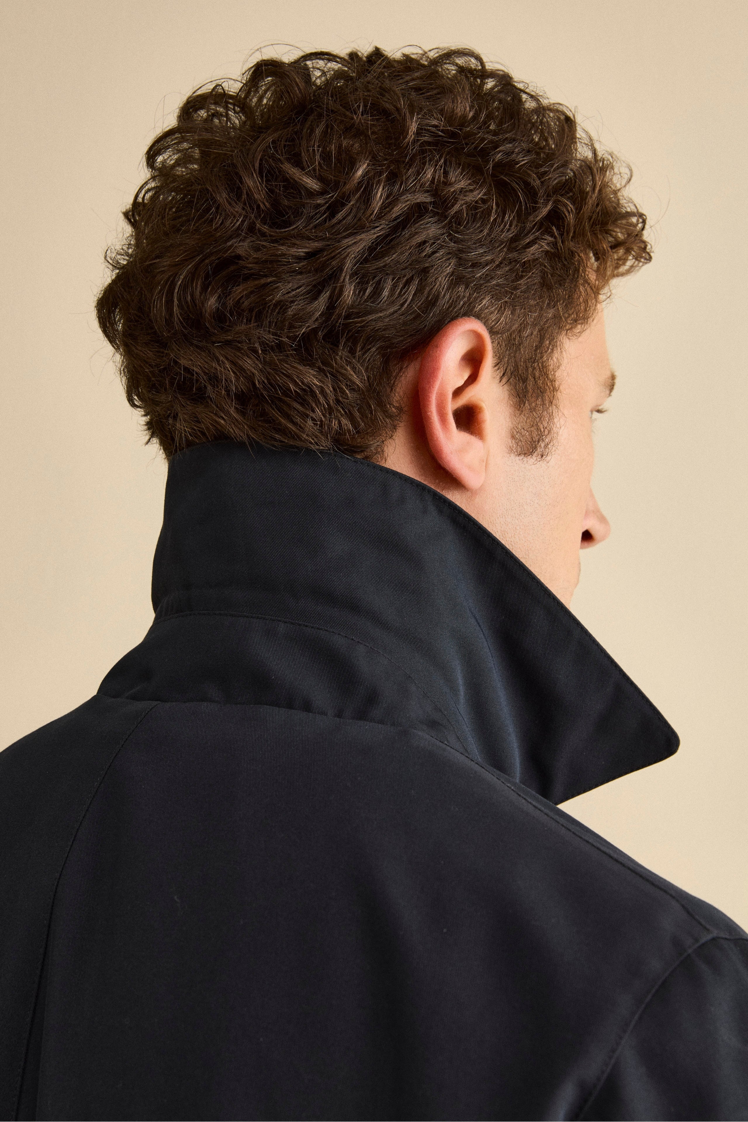 Mittellanger Winter-Regenmantel mit Steppfutter - BLAU