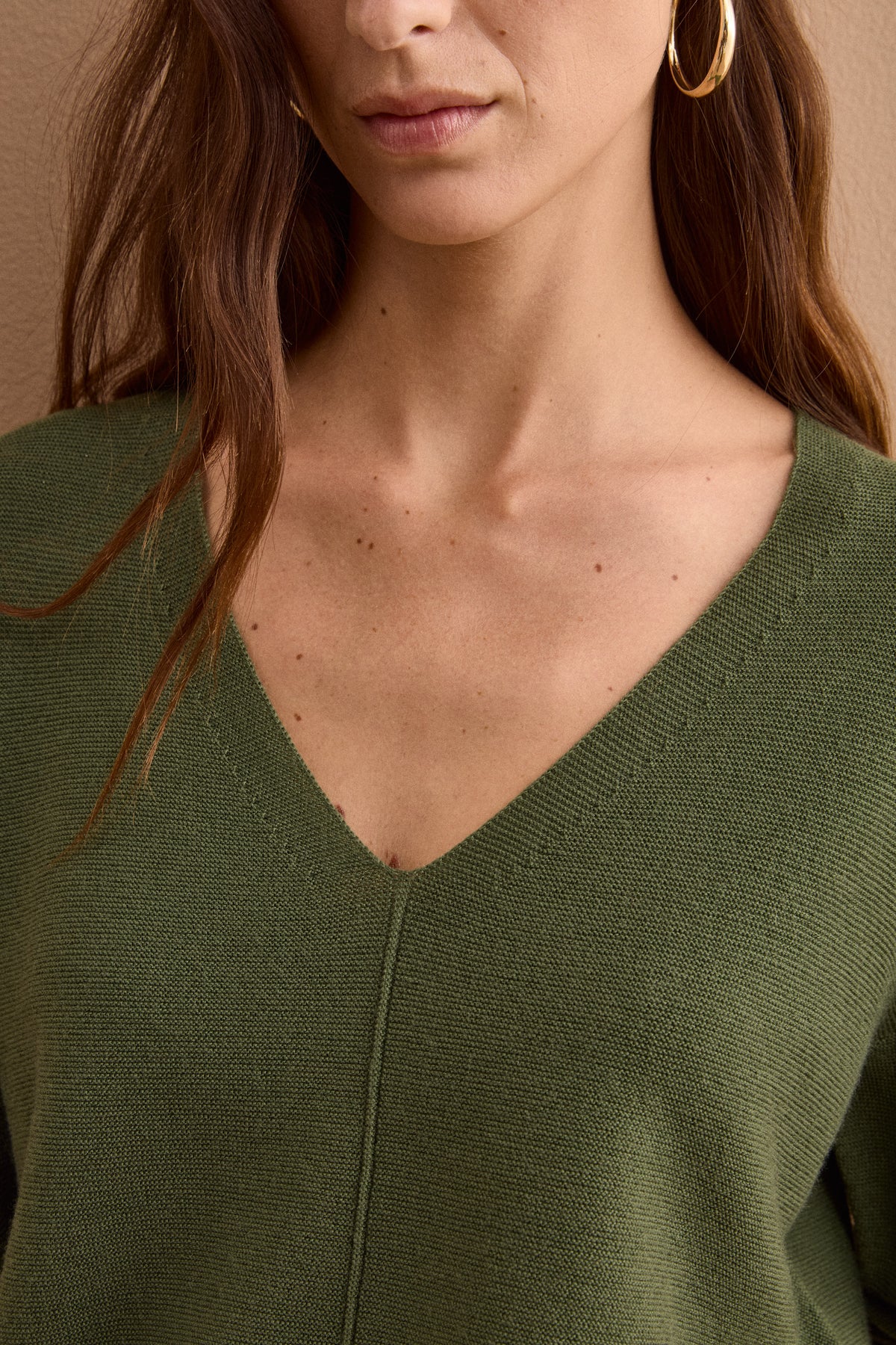 Oversize-V-Ausschnittpullover aus Merinowolle - Militärgrün