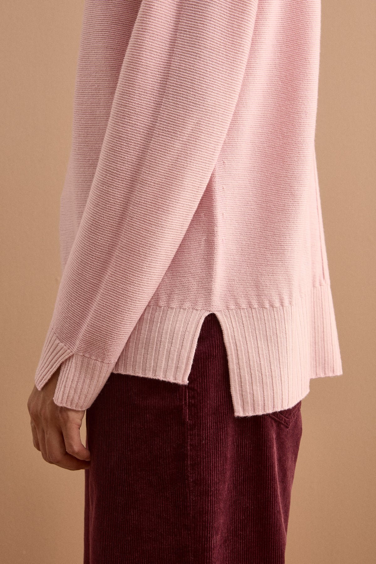 Oversize-V-Ausschnittpullover aus Merinowolle - Rosa