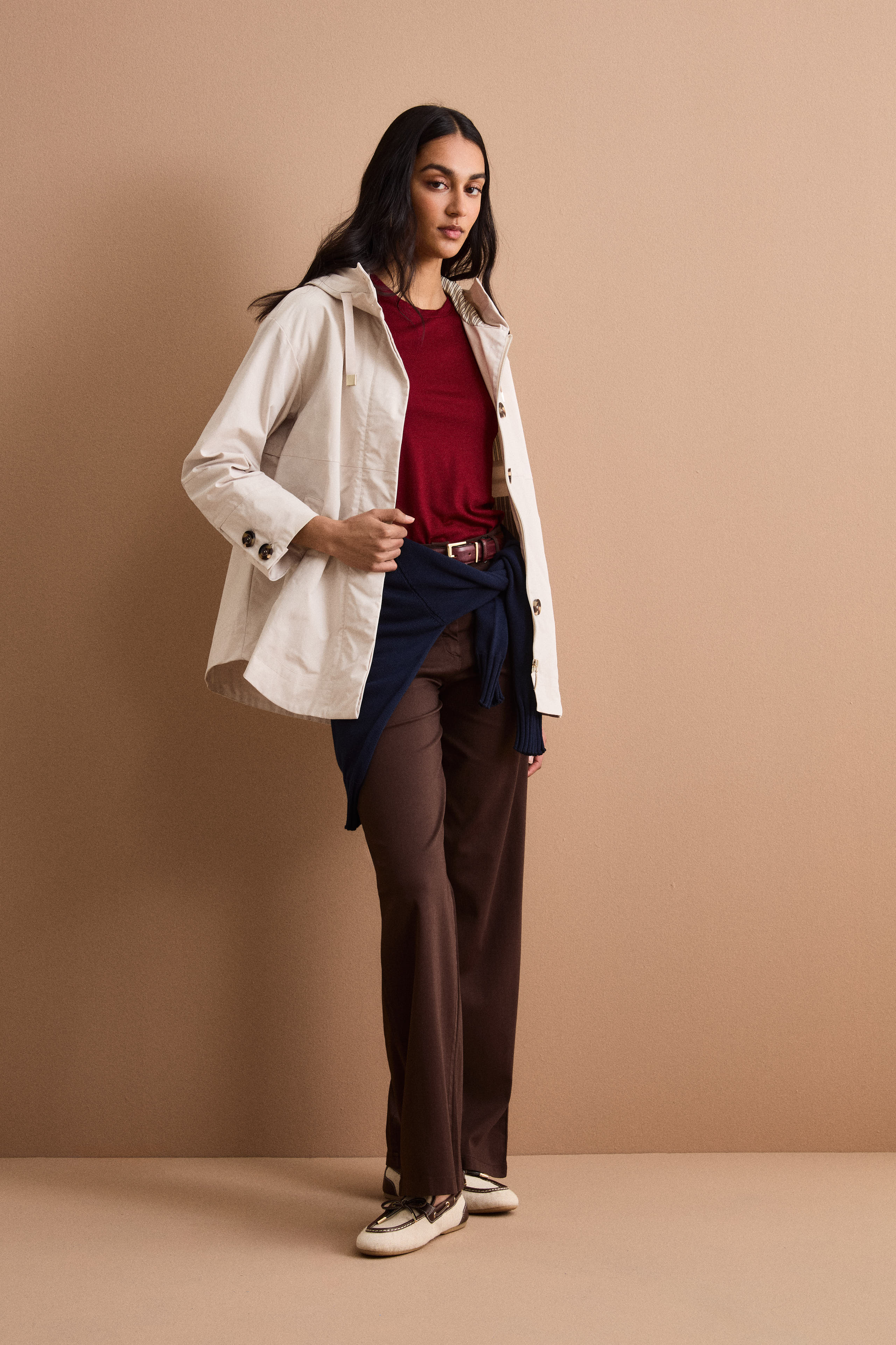 Oversize-Jacke mit Kapuze und Seitentaschen - Elfenbein