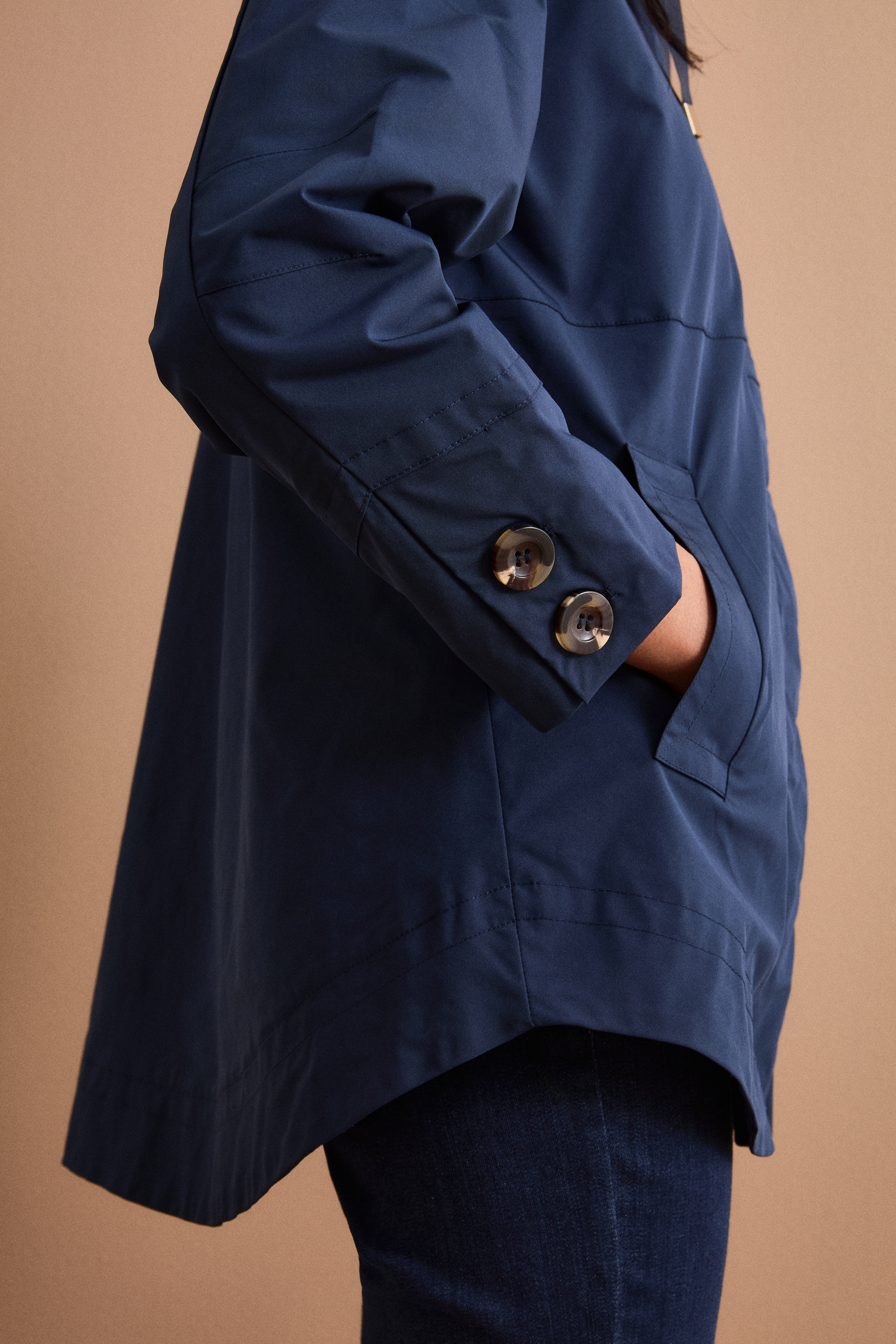 Oversize-Jacke mit Kapuze und Seitentaschen - BLAU