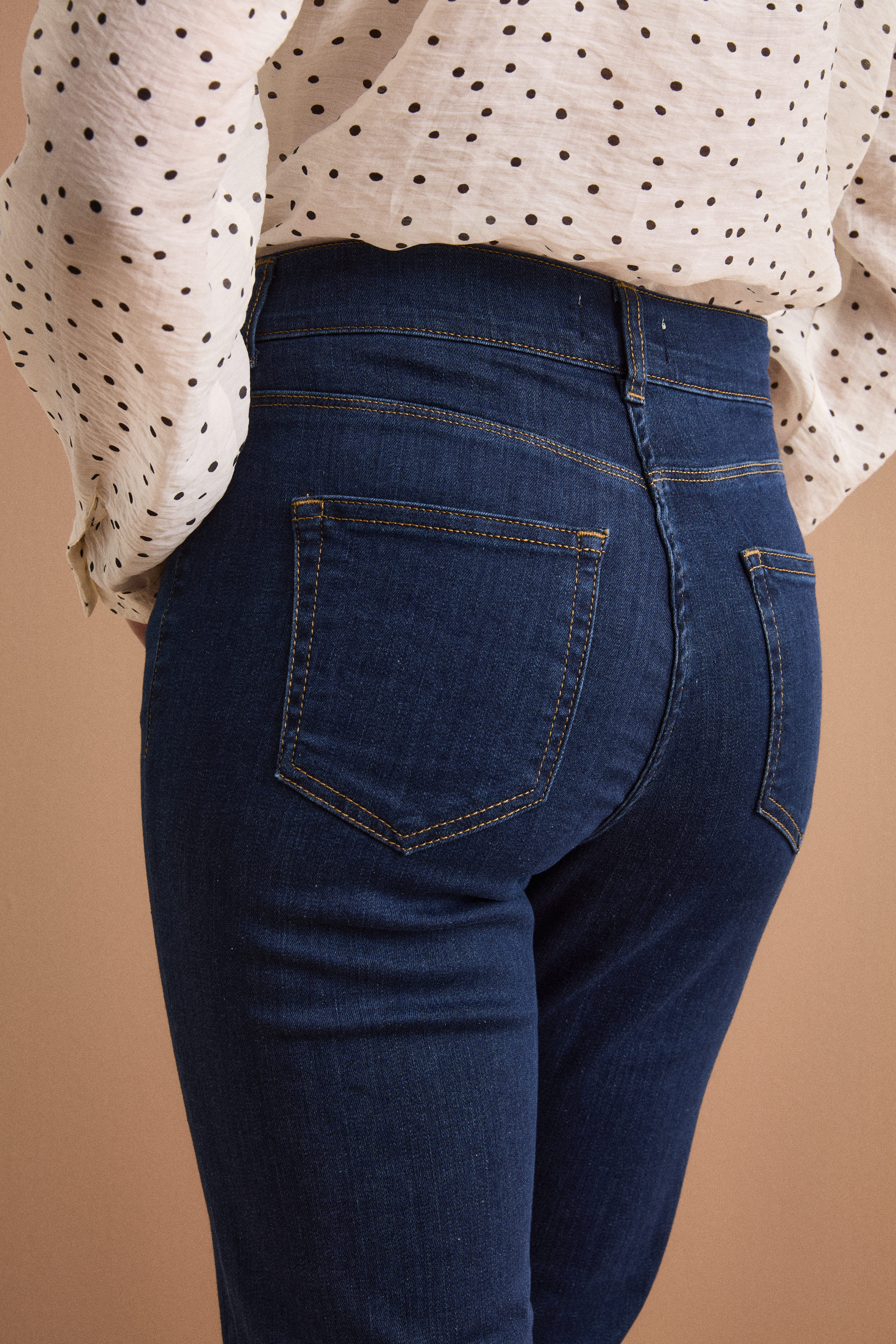 Gerade Fünf-Taschen-Jeans - Dunkler Denim