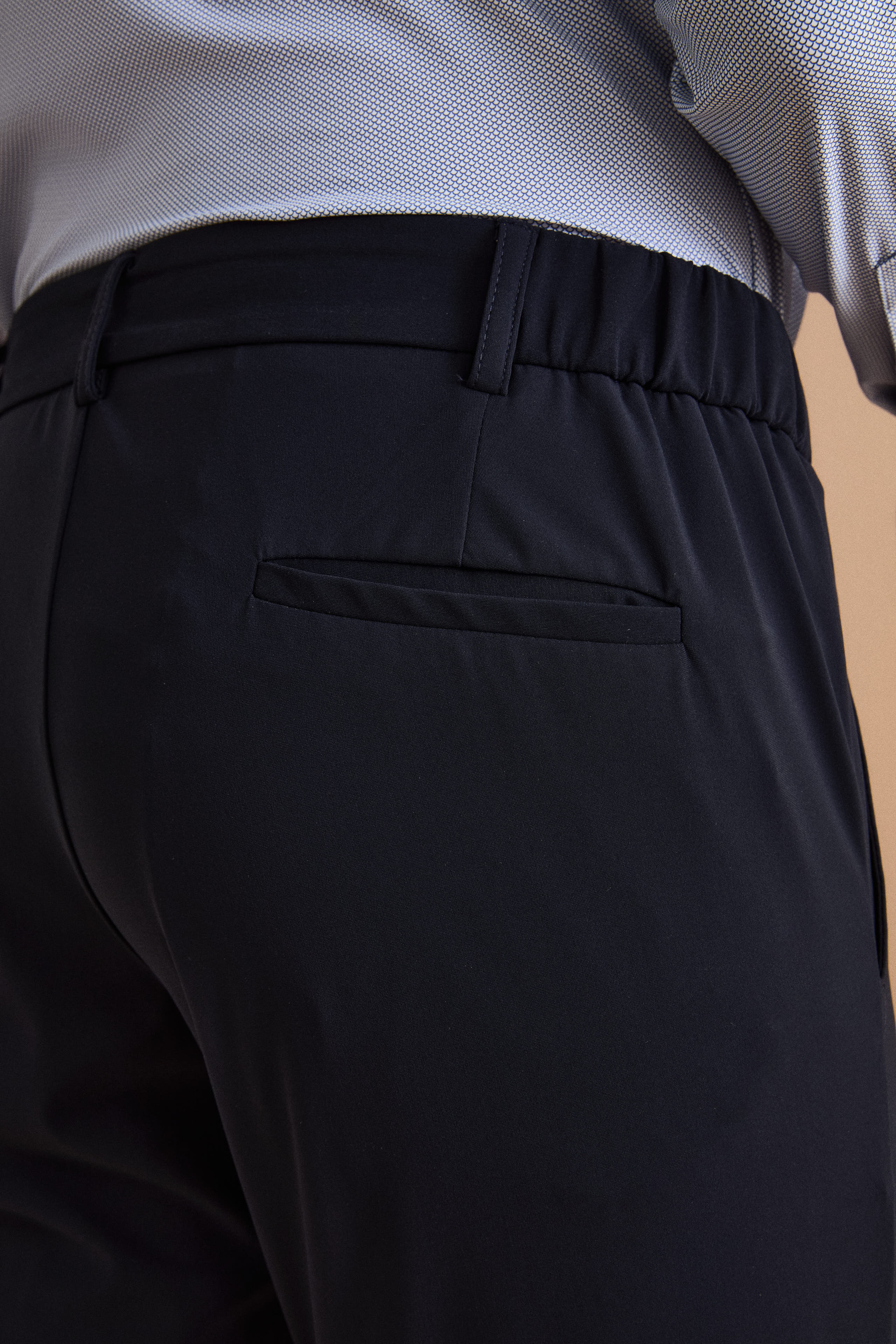 Halbgefütterter Einreihiger Anzug aus Jersey - -