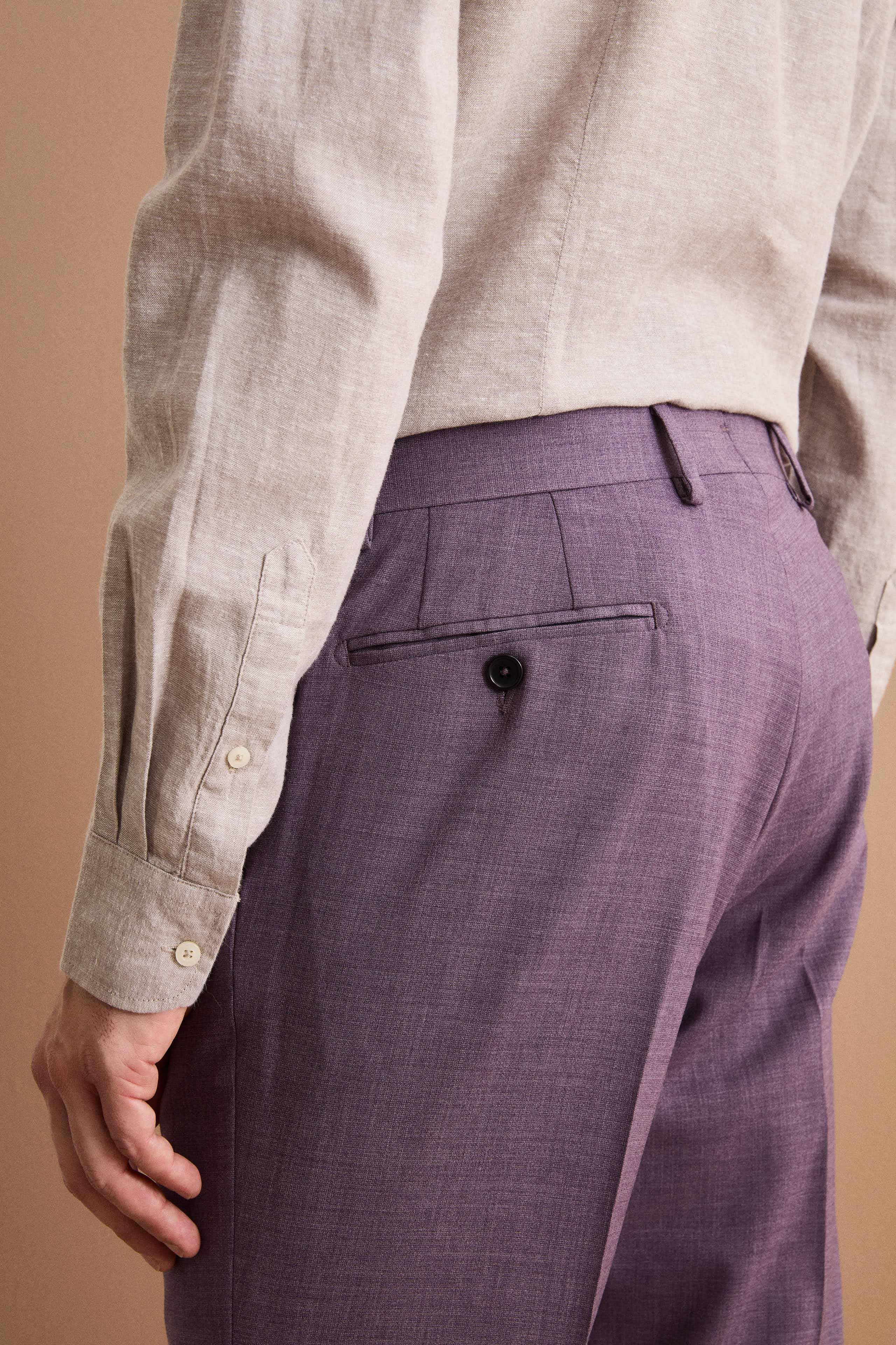 Einreihiger Anzug aus Schurwolle mit Spitzem Revers - Lila