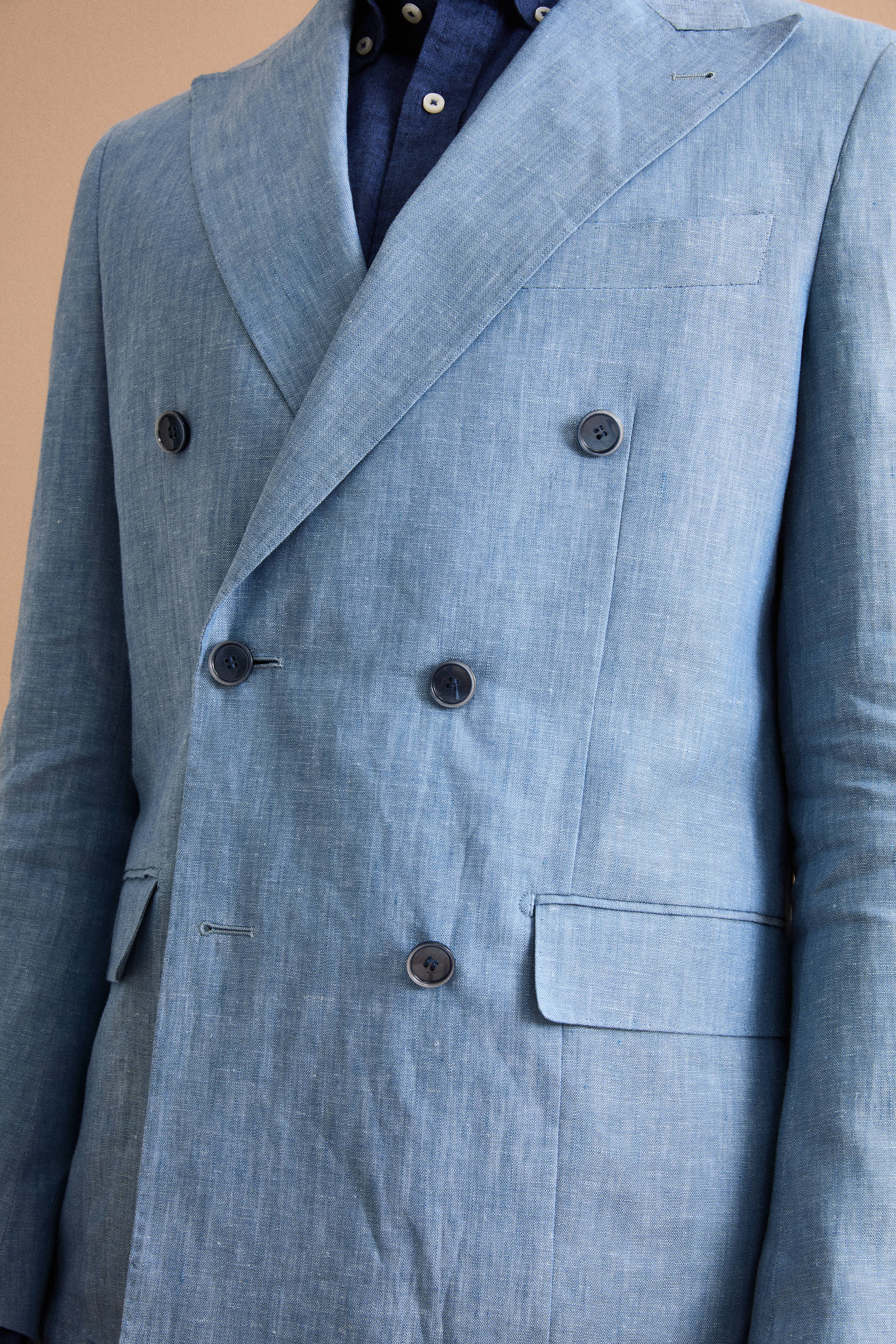 Slim Fit Zweireihiger Anzug aus Meliertem Leinen - Hellblau