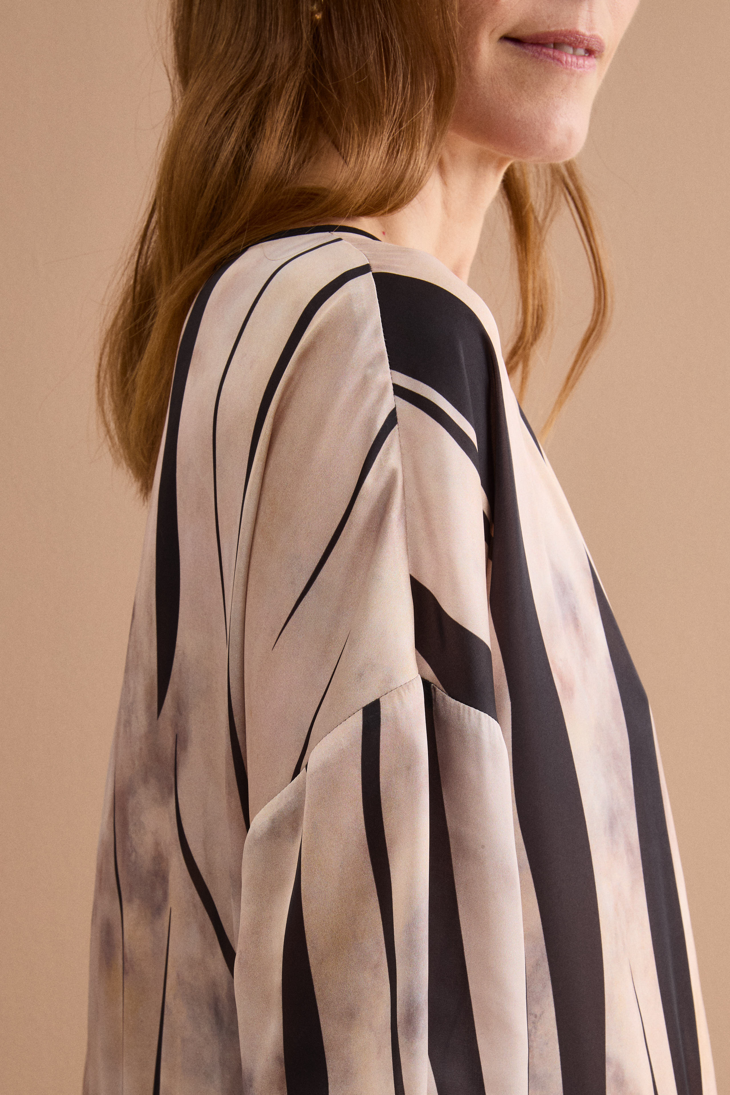Jacquard-Bluse mit Muster, Posamenten und Fransen - GOLDMUSTER