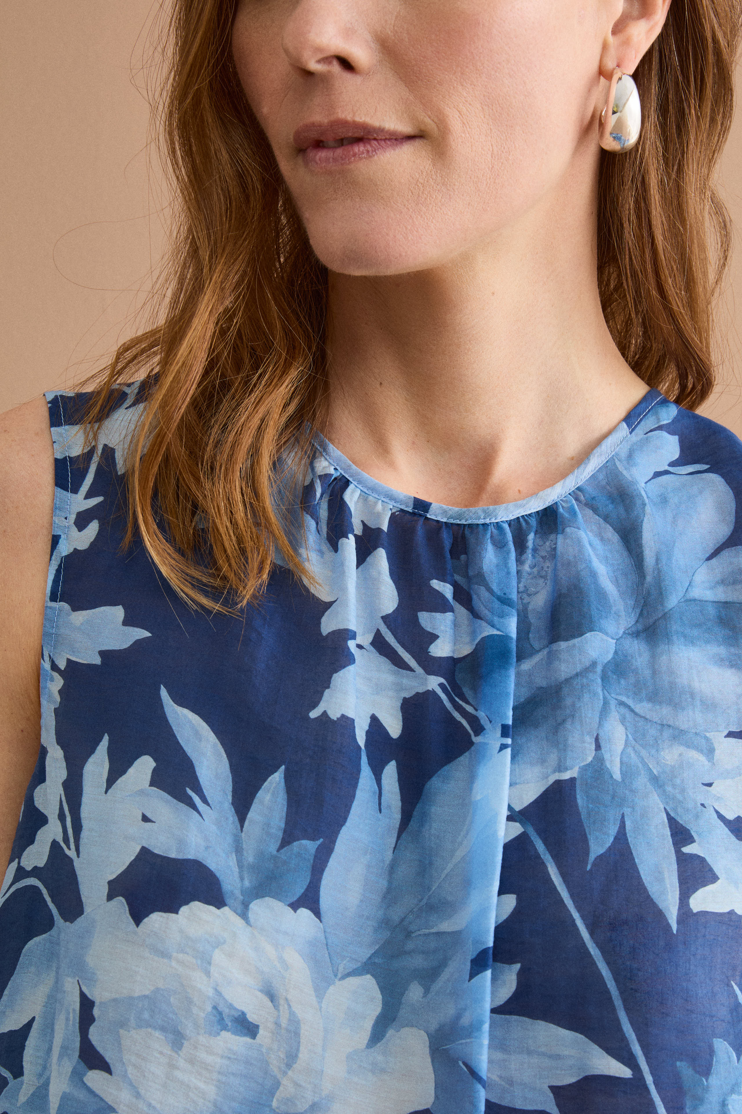 Top floral de cérémonie sans manches - Motif bleu clair
