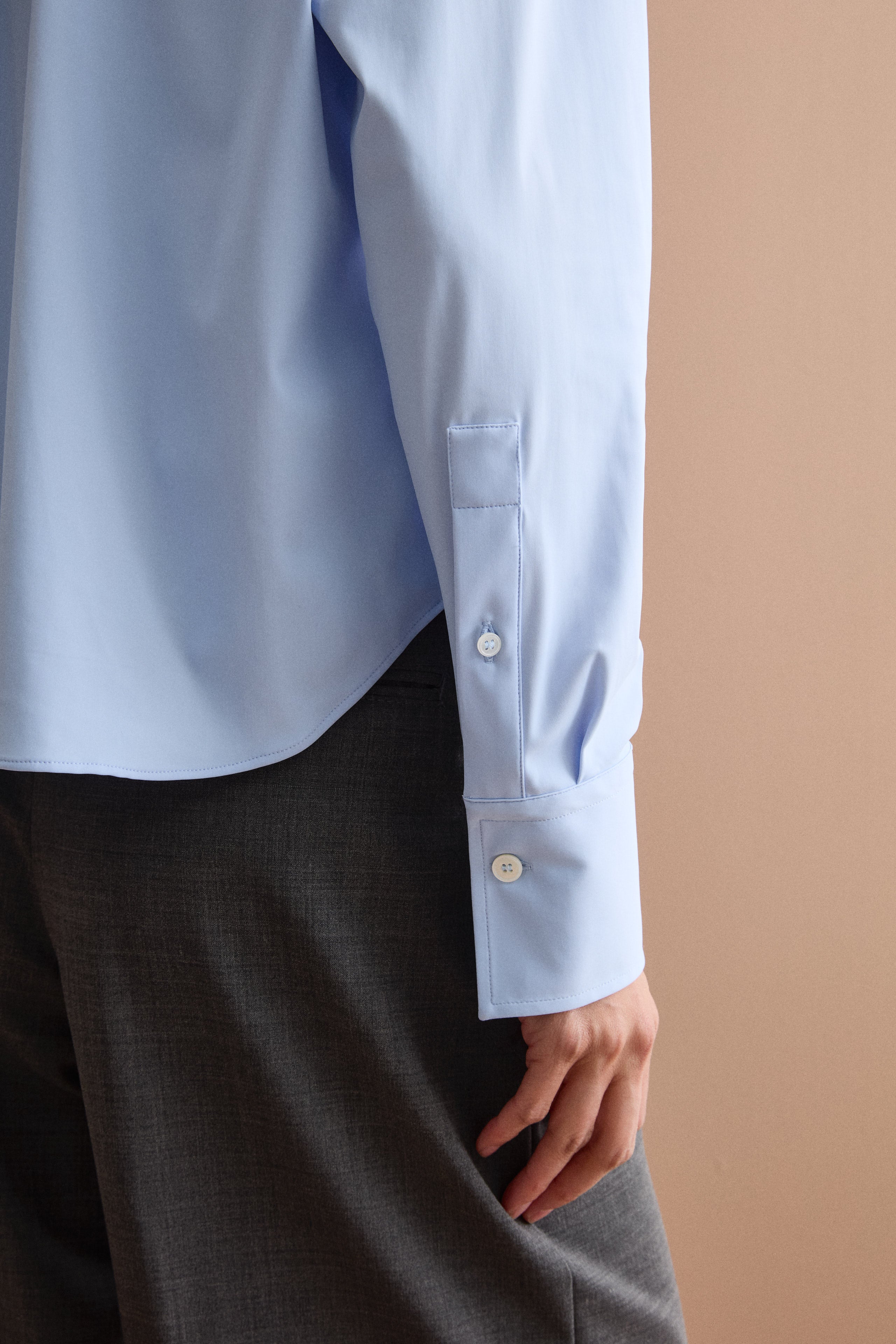 Oversize-Hemd aus technischem Stoff mit Brusttasche - Hellblau