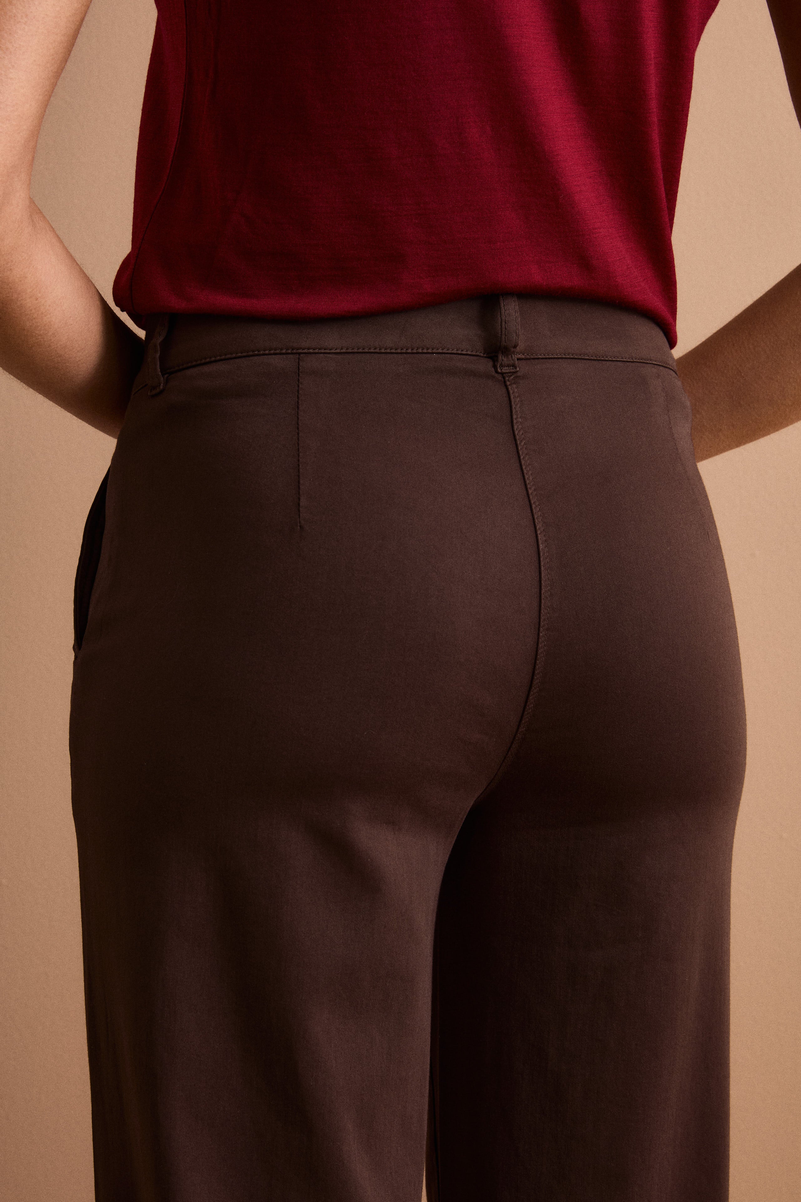 Twill-Hose mit weitem Bein aus Baumwollmischung - braun