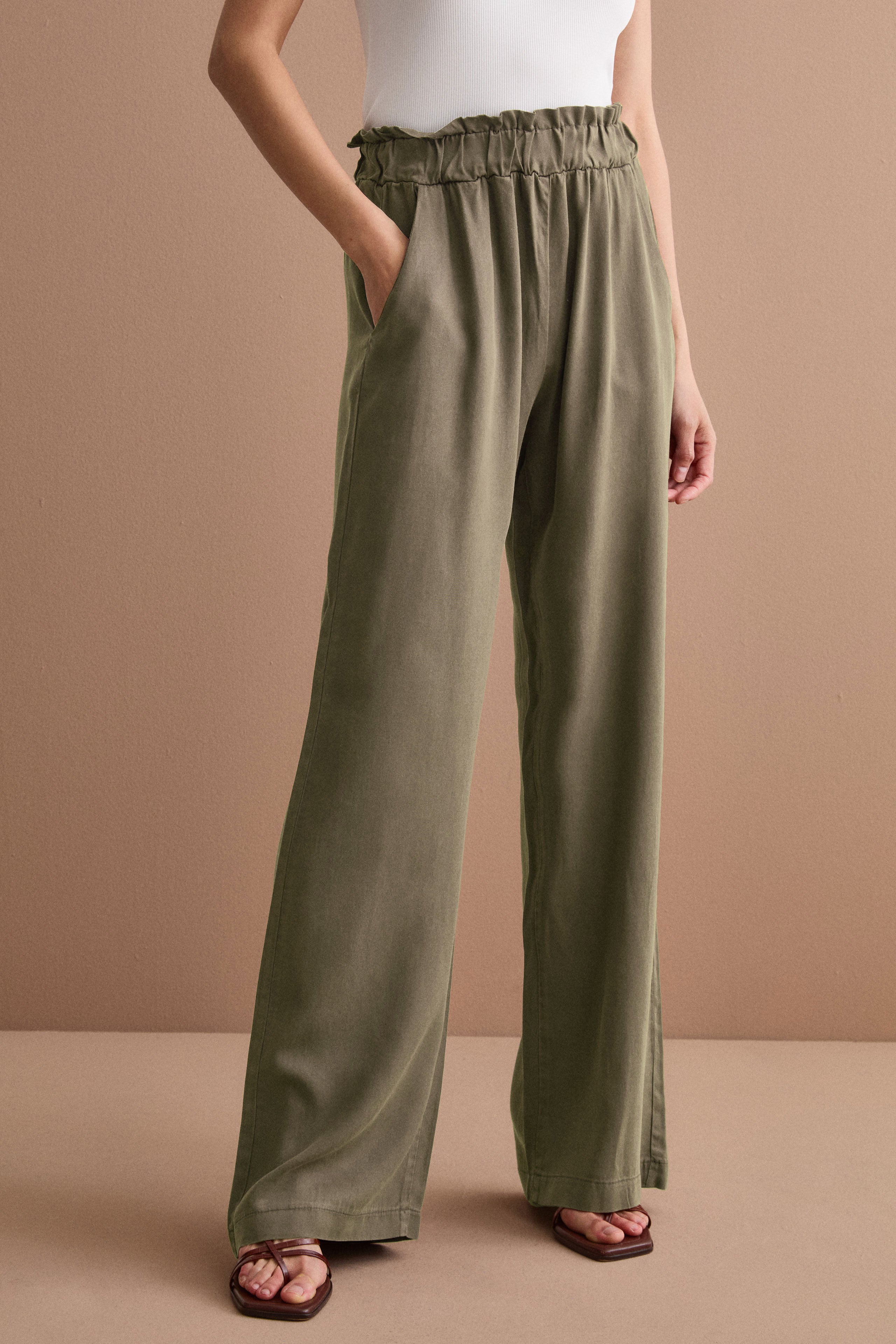 Pantalon wide leg avec taille élastiquée - Vert sauge