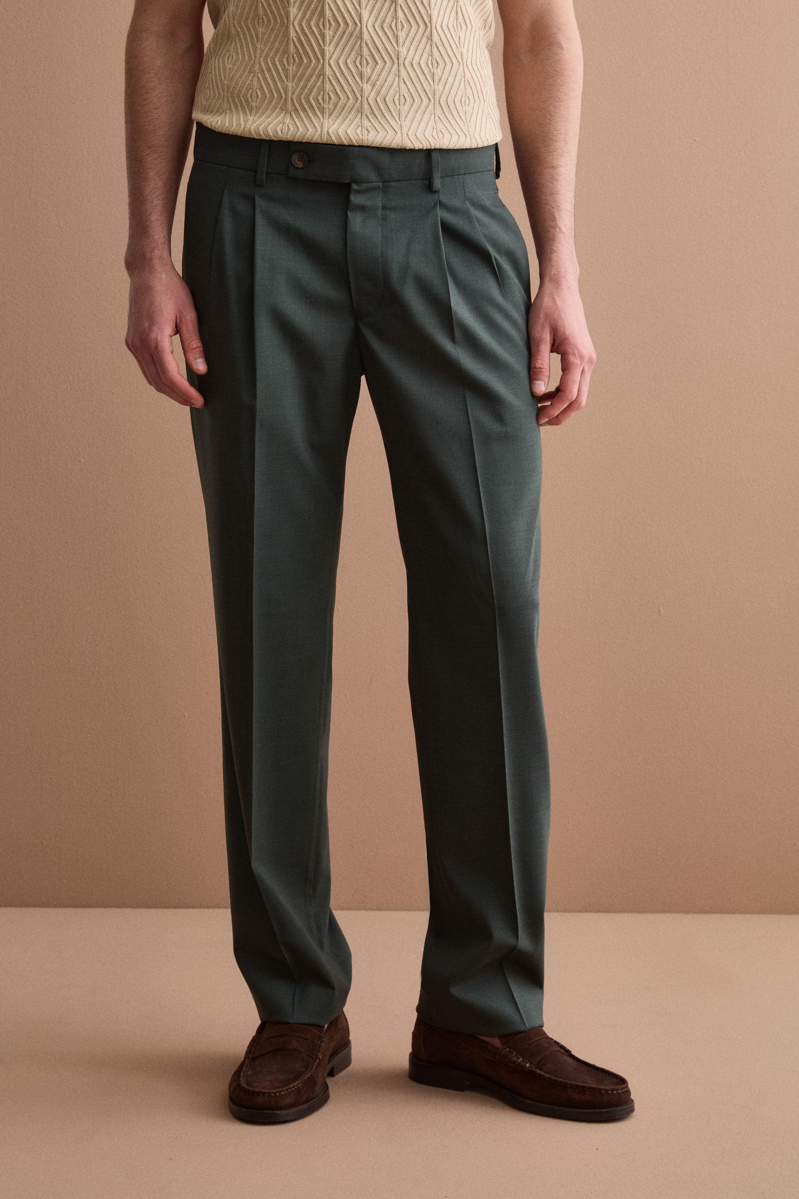 Straight-Leg Pleated Trousers in Wool Blend - GREEN
