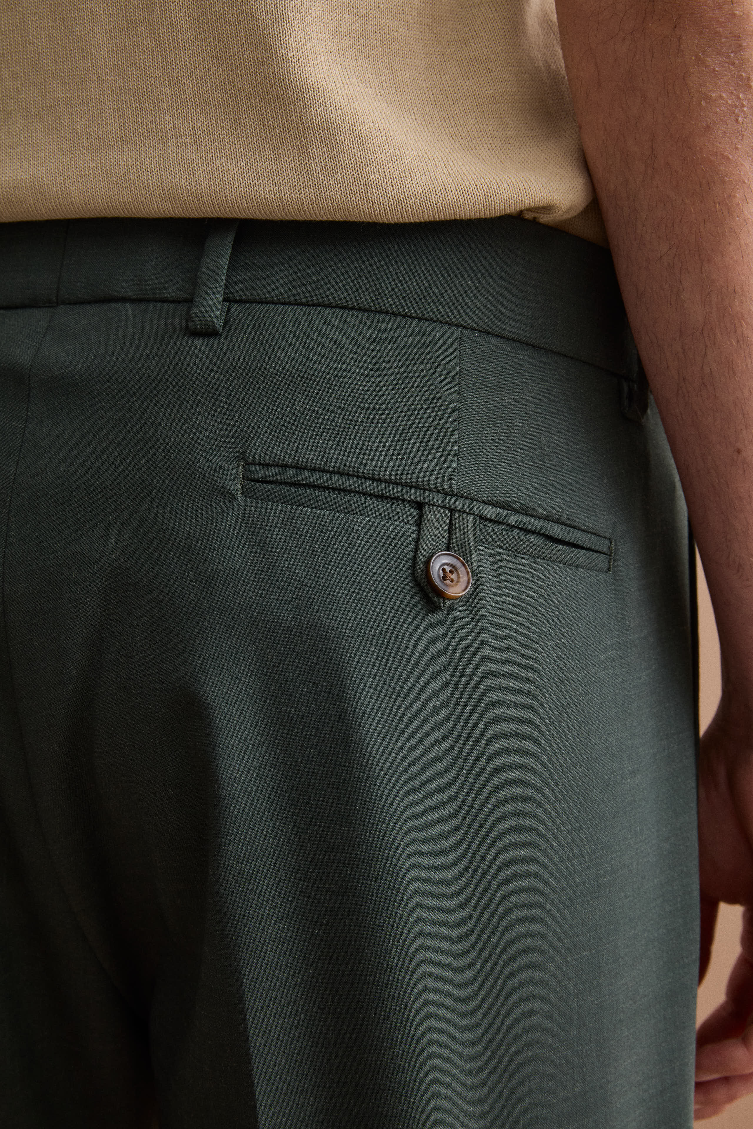 Straight-Leg Pleated Trousers in Wool Blend - GREEN