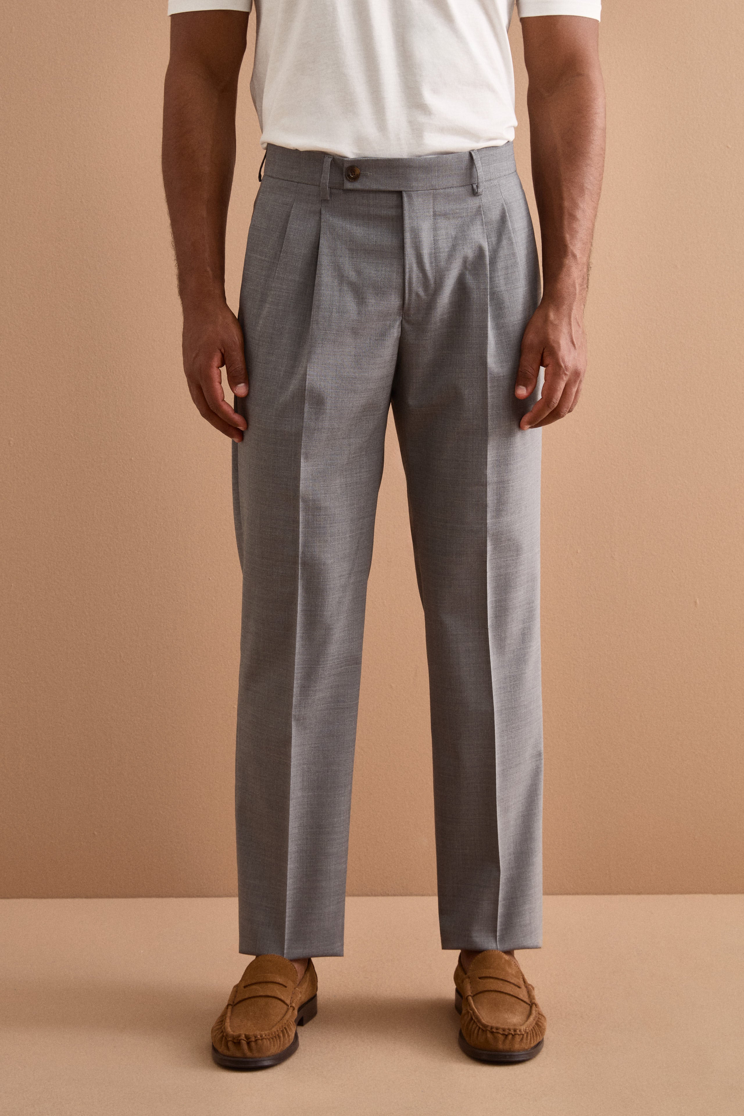 Straight-Leg Pleated Trousers in Wool Blend - Light grey