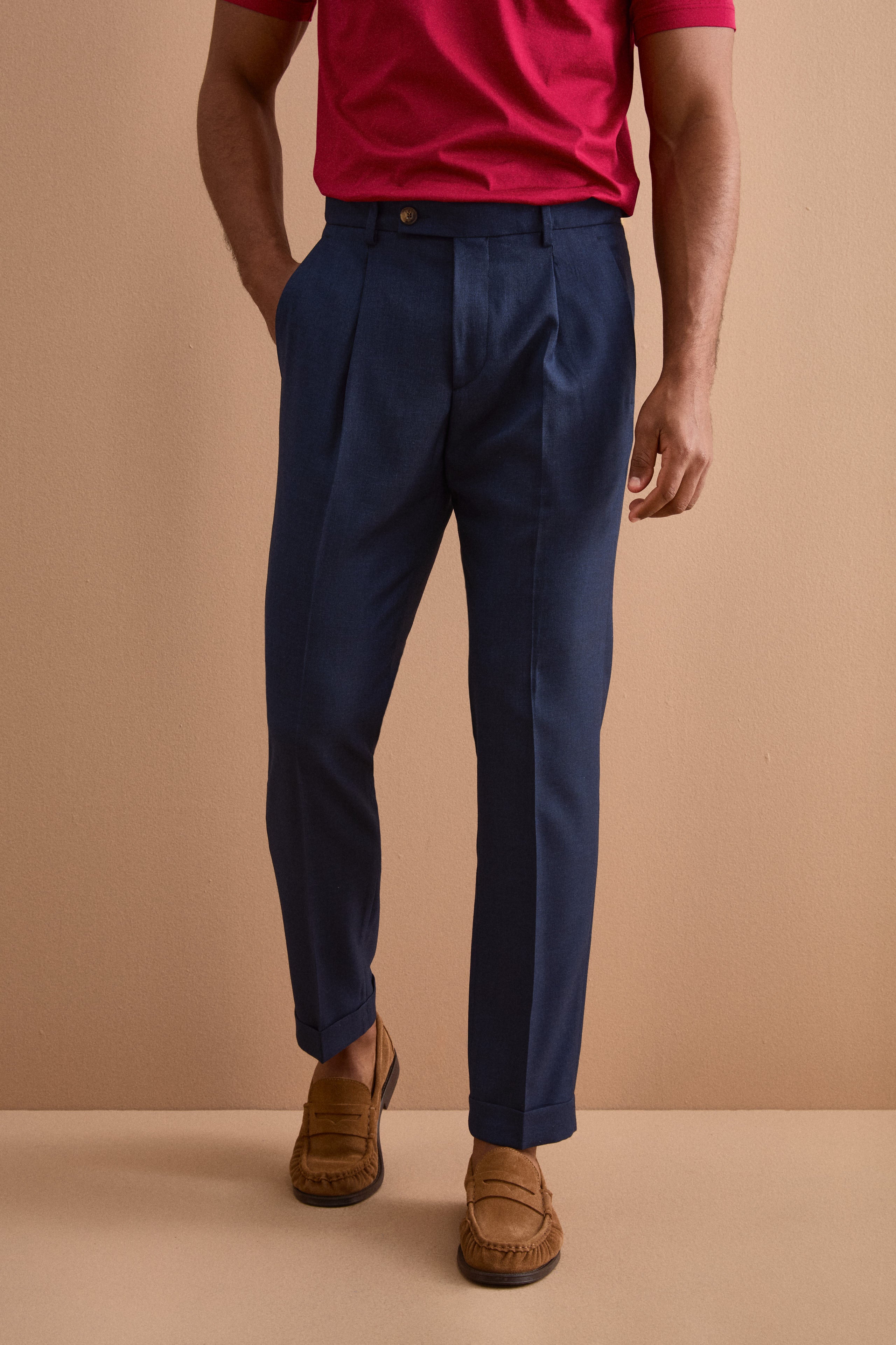 Slim-Fit-Hose aus Wollmischung mit Bundfalten und Umschlag am Saum - BLAU