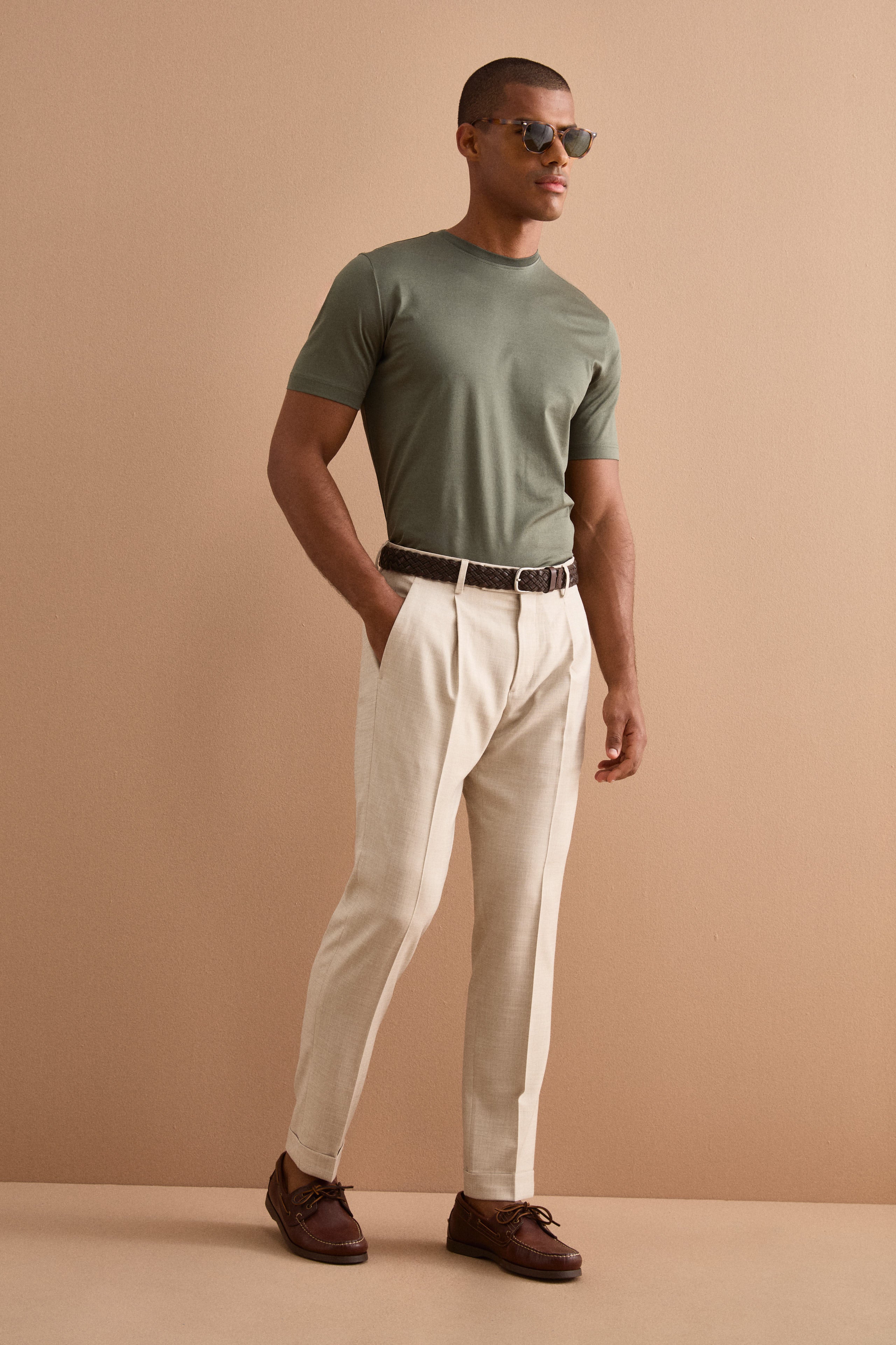 Slim-Fit-Hose aus Wollmischung mit Bundfalten und Umschlag am Saum - BEIGE