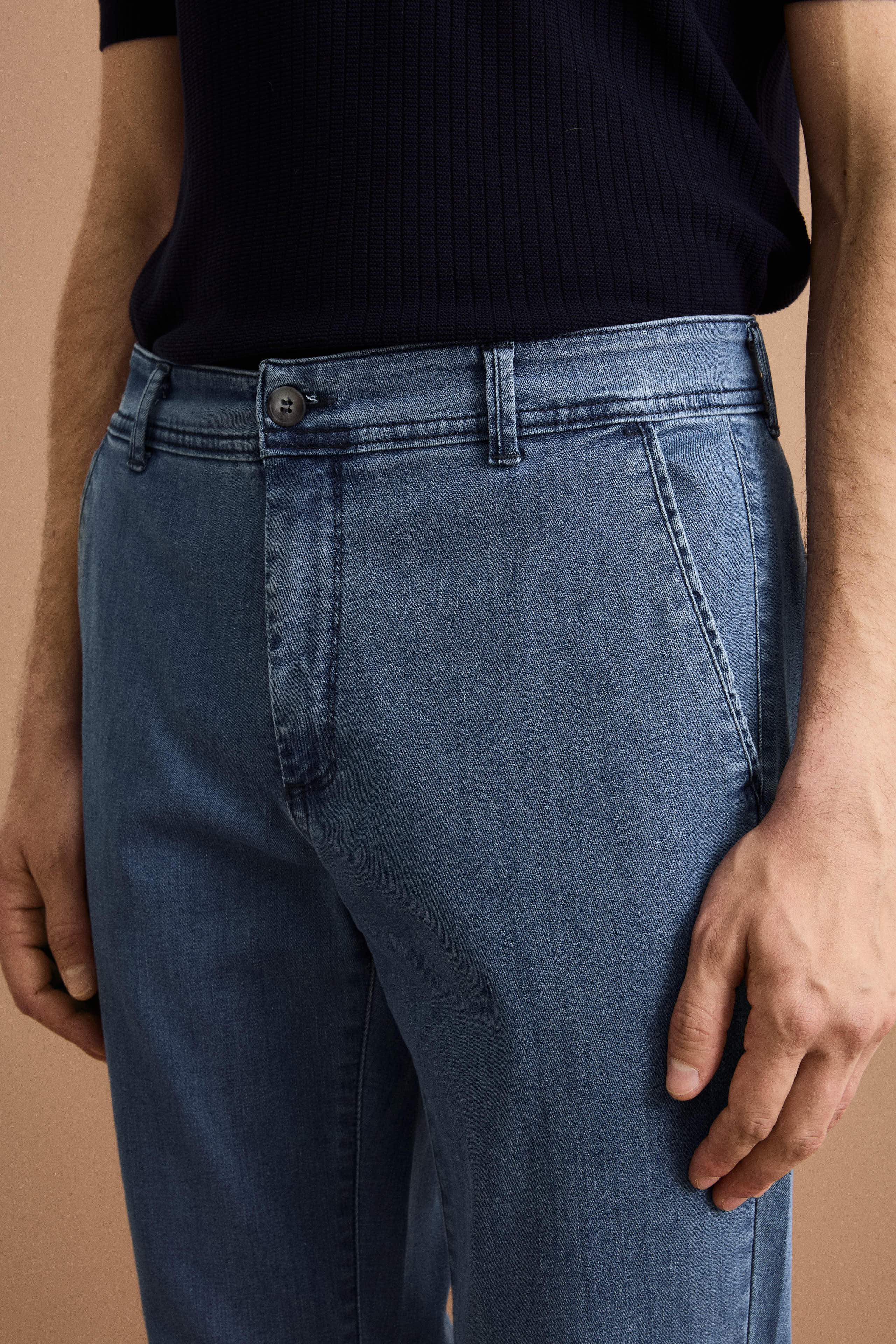 Slim Fit Hose aus Stretch-Baumwoll-Denim - DENIM