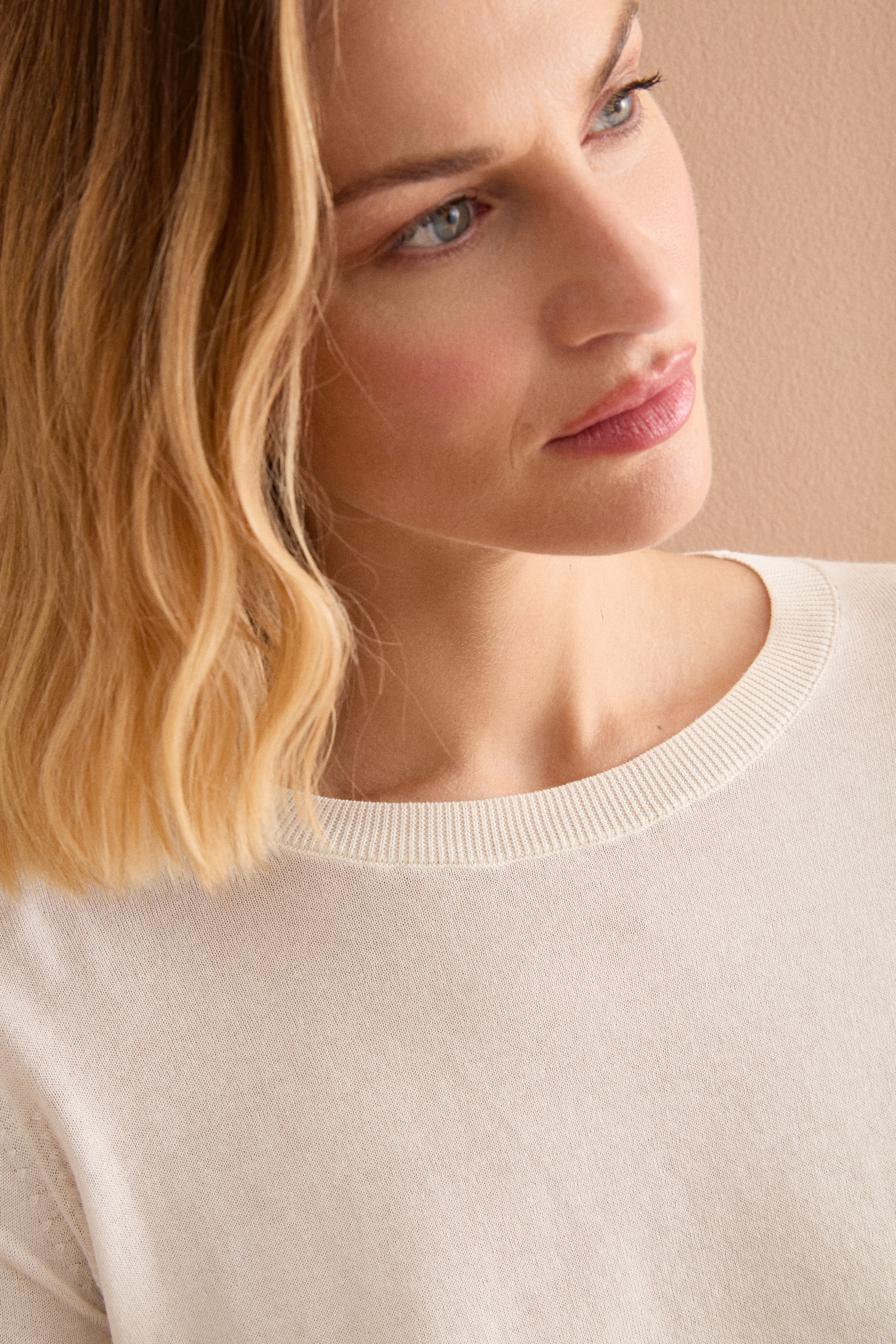 Boxy-Baumwollpullover mit Rundhalsausschnitt - CREAM
