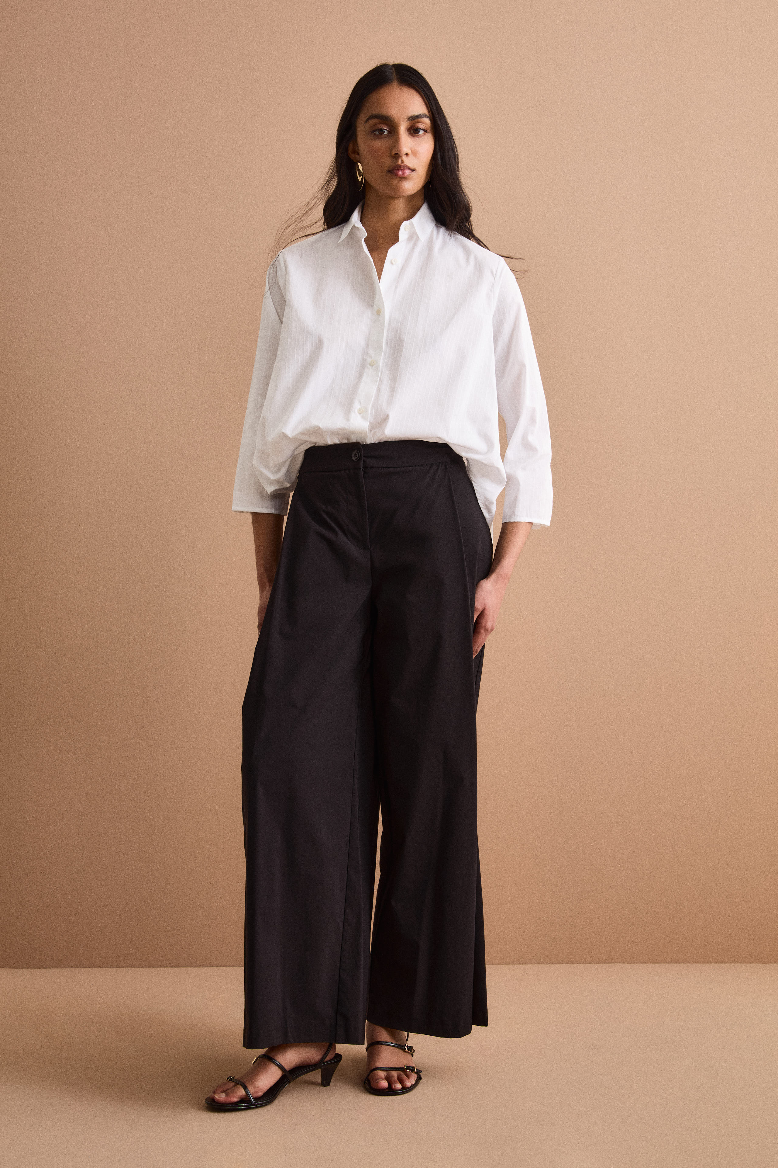 Hose mit weitem Bein und Bundfalten aus Bengaline - SCHWARZ