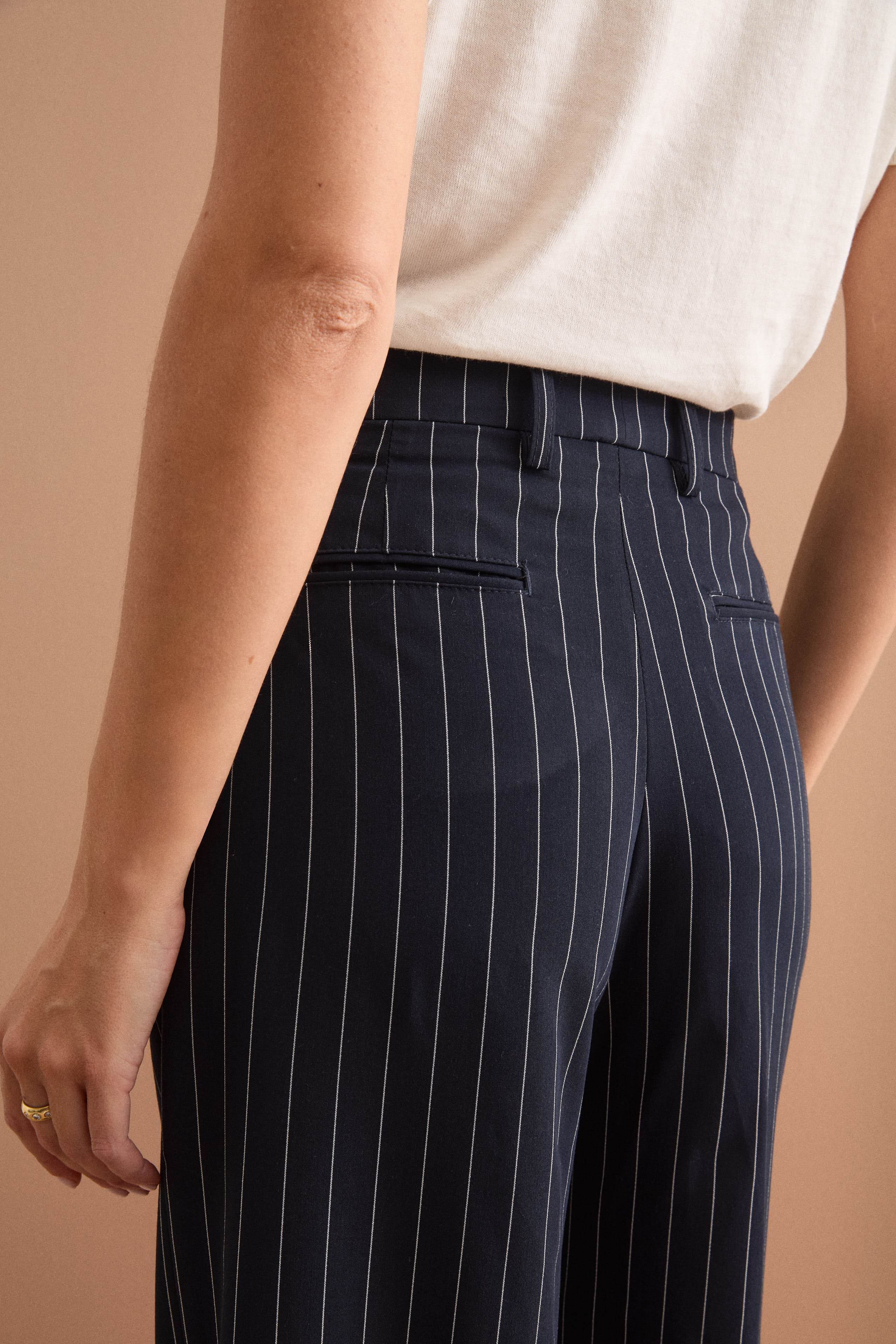 Palazzo-Hose mit Nadelstreifen und Bundfalten - Blauer Pinstrip