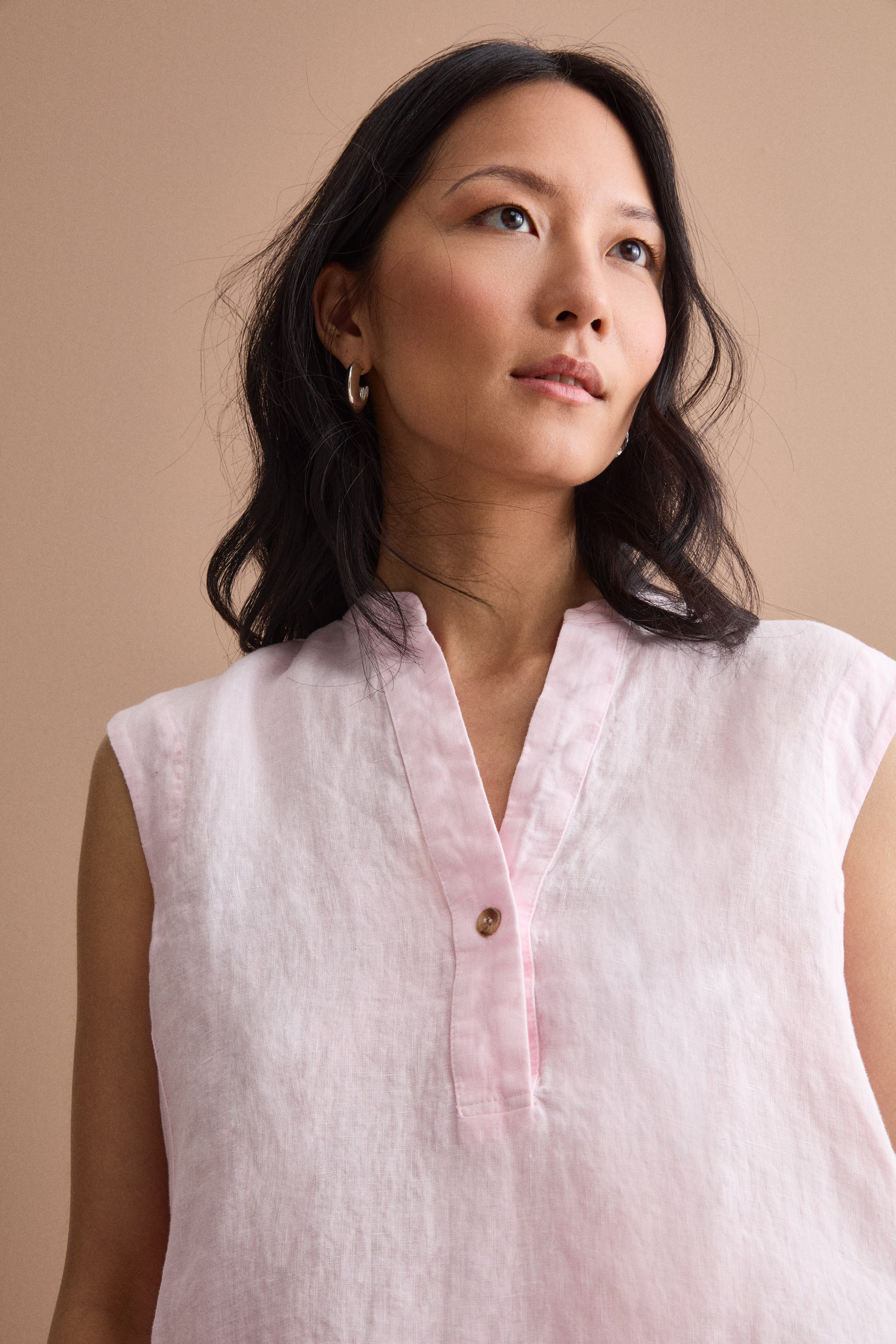 Top Sans Manches en Lin avec Col V - Rose