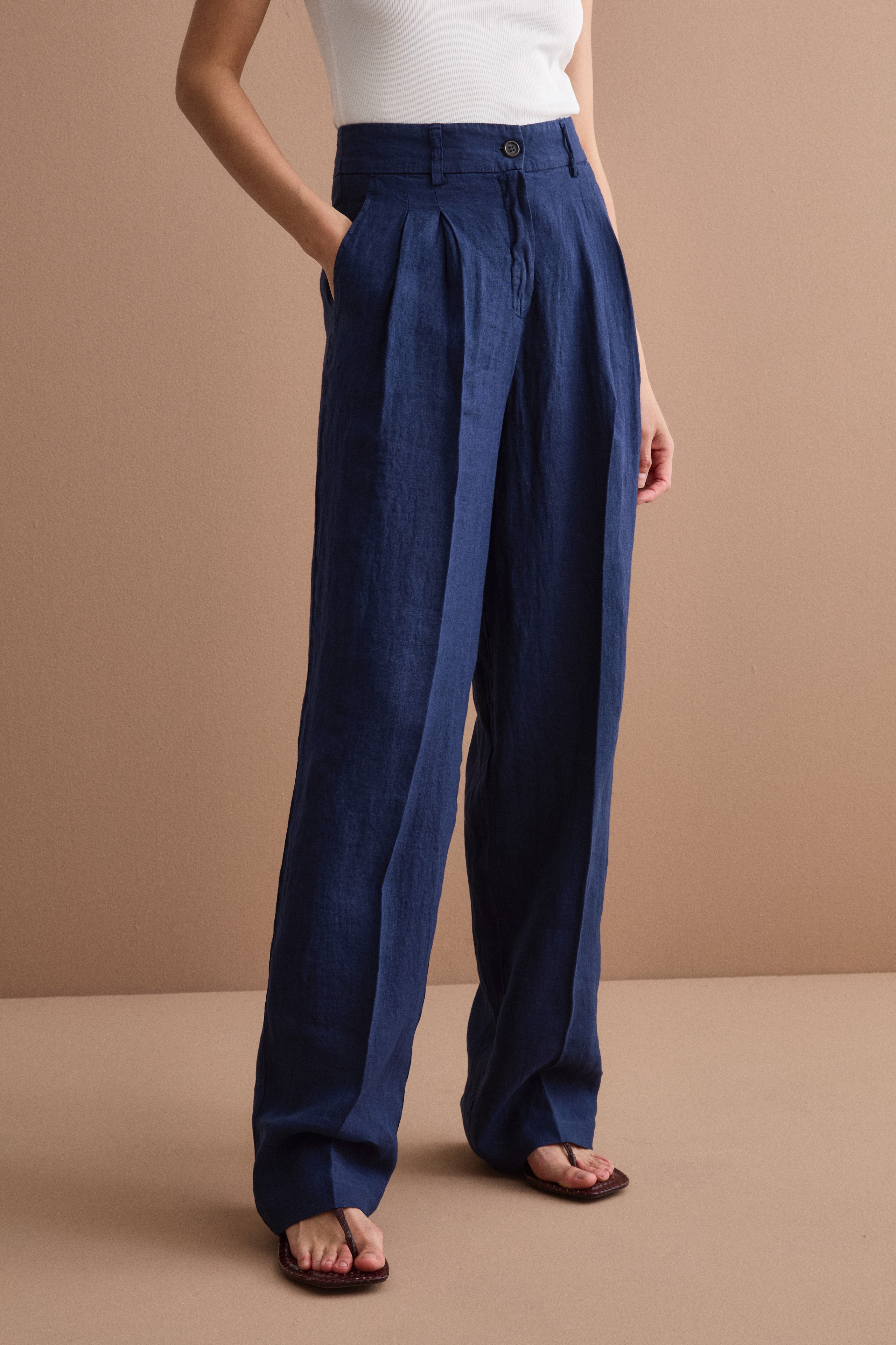 Wide-Leg Linen Trousers with Pleats - Navy blue