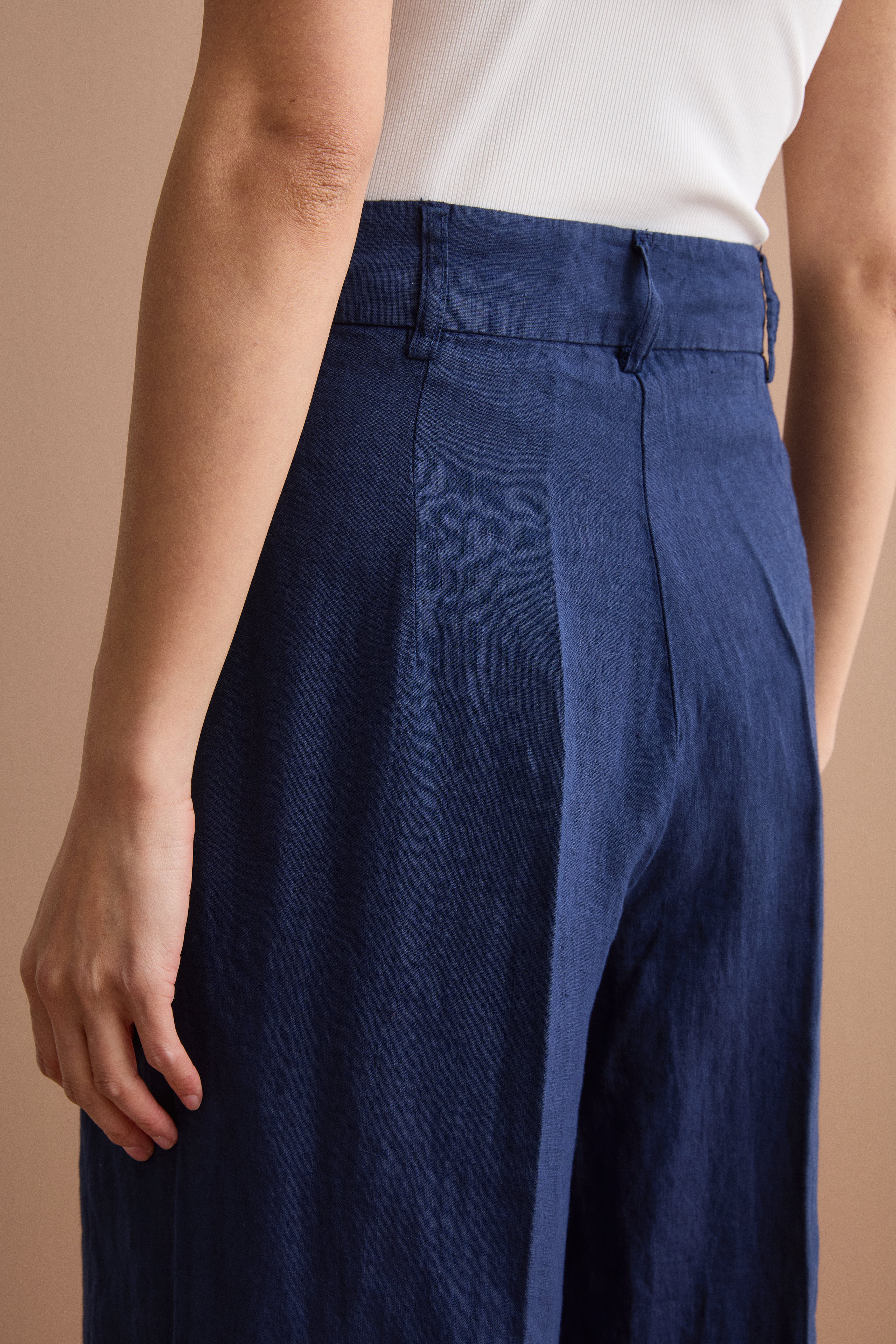 Weite Leinenhose mit Bundfalten - Marineblau