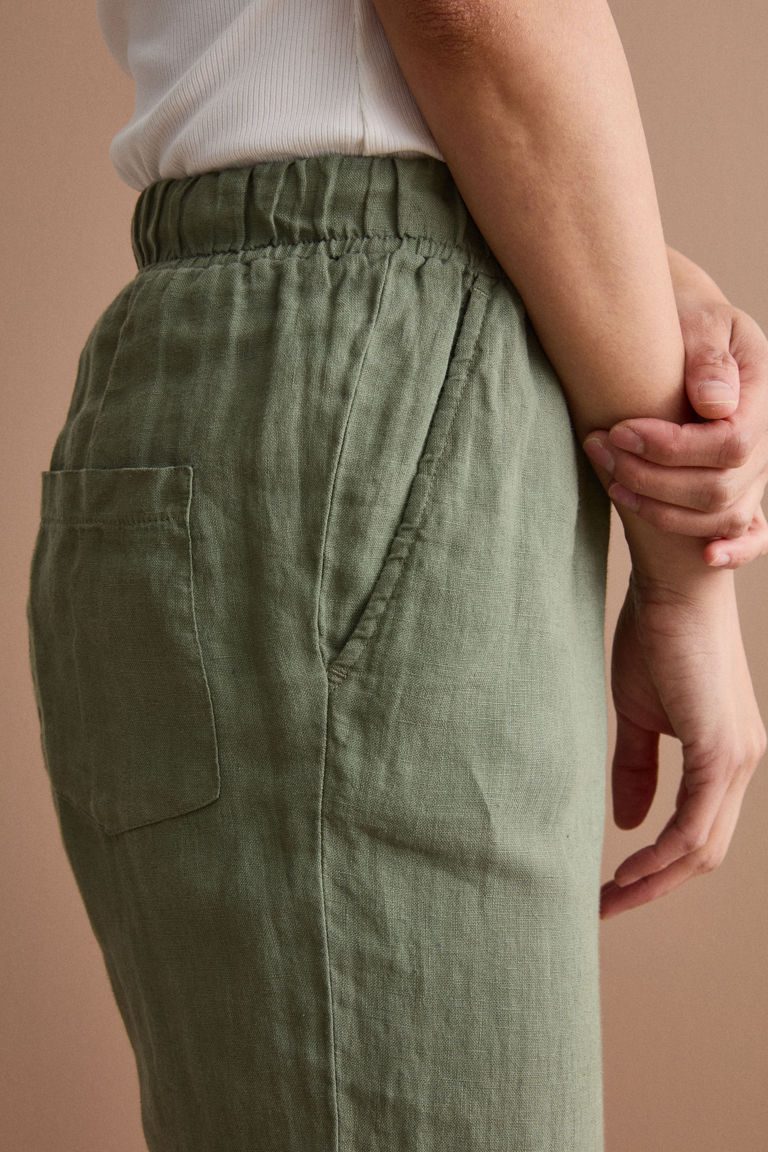 Cigarette-Leg Linen Trousers with Turn-Up Hem - Military green