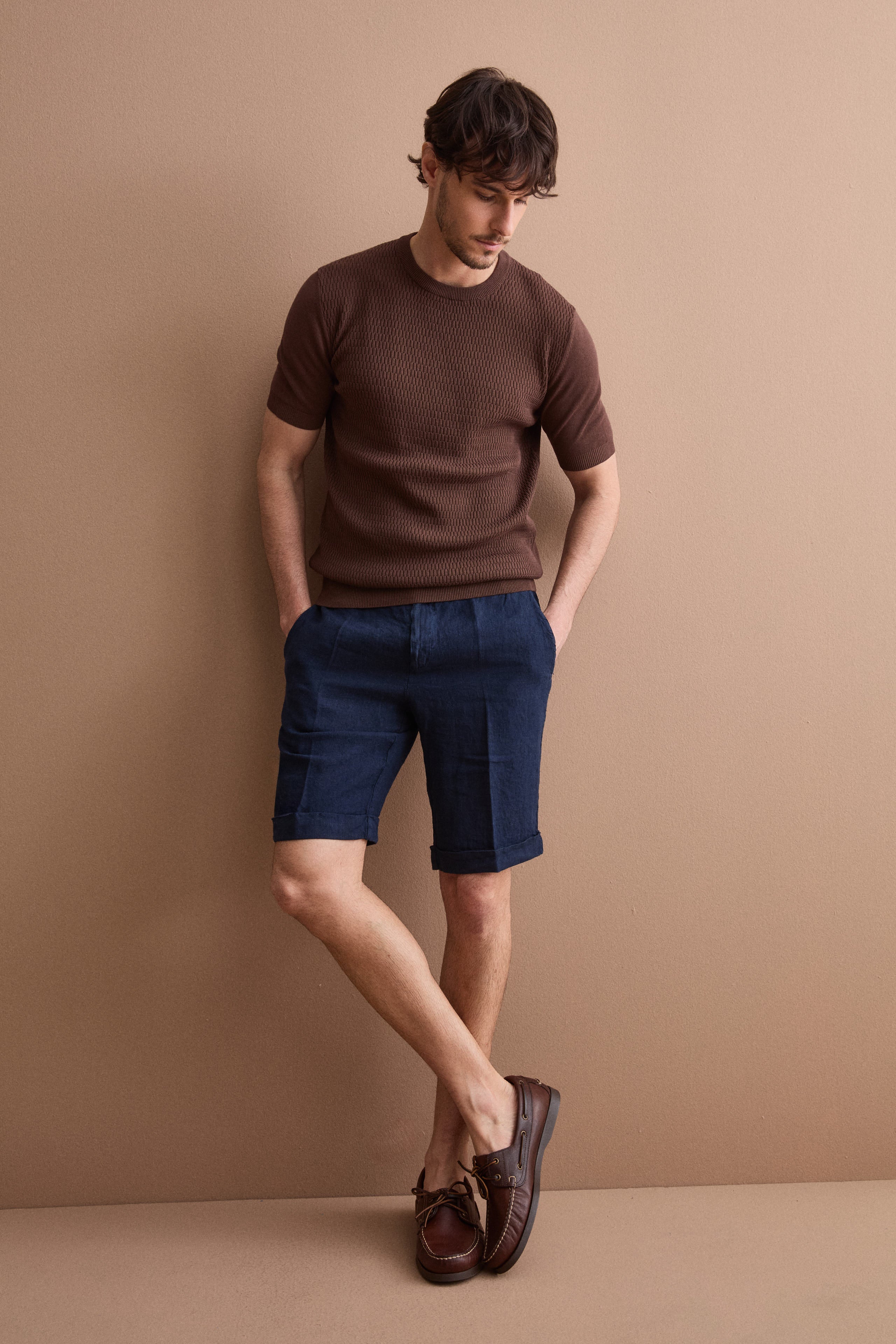 Men’s regular-fit linen bermuda shorts with turn-up hem - BLUE