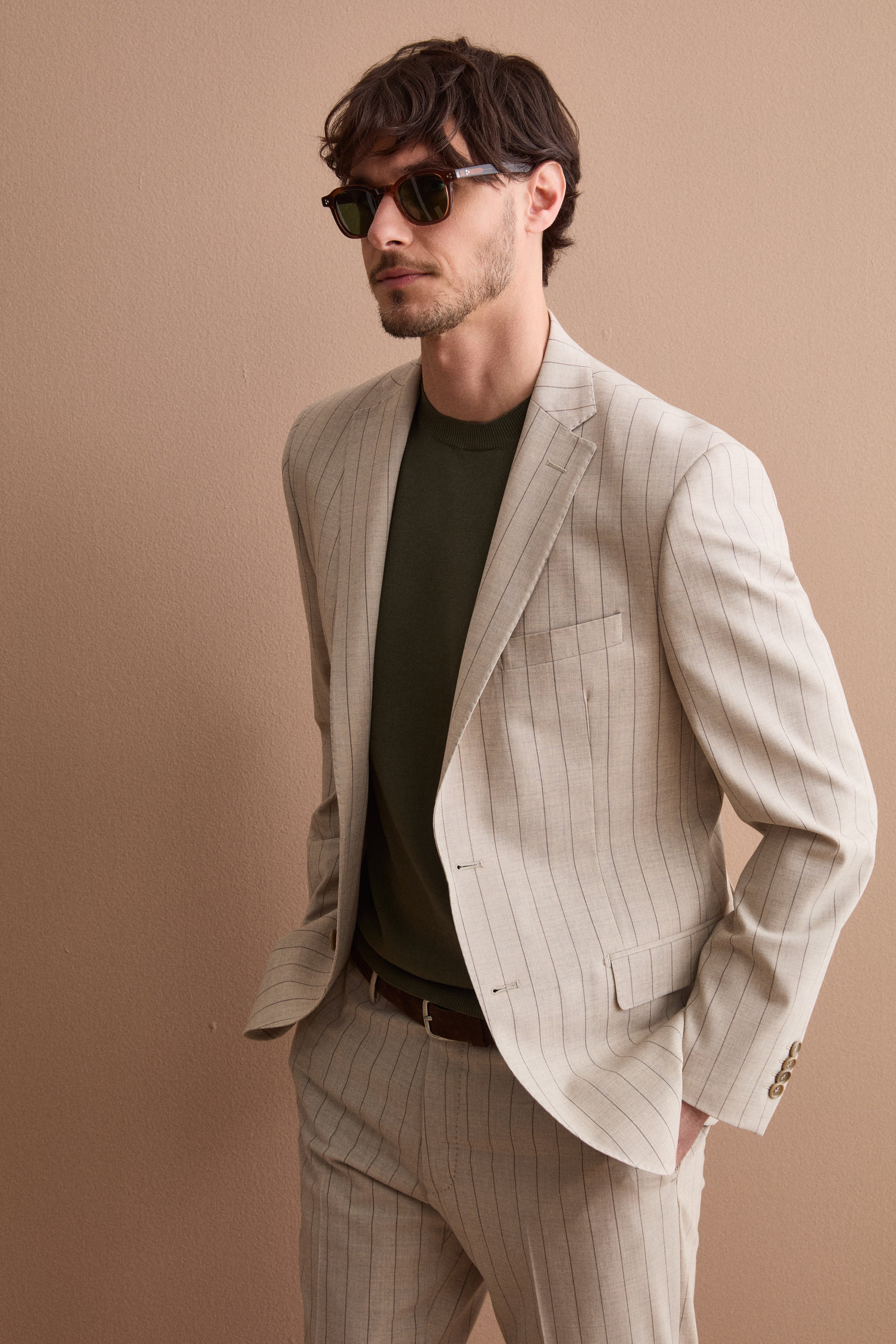 Men’s slim-fit pinstripe virgin wool suit - Beige pinstripe