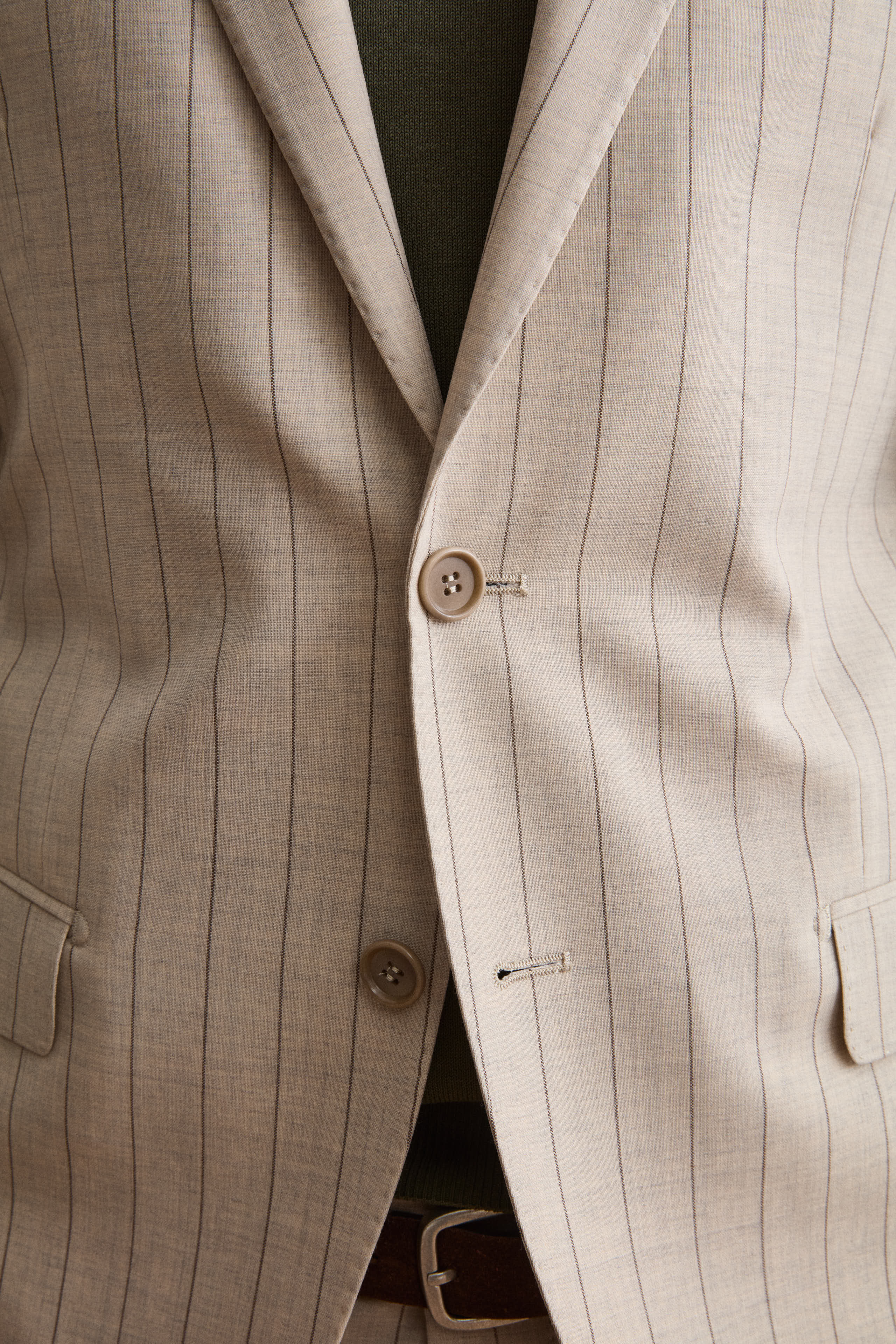 Men’s slim-fit pinstripe virgin wool suit - Beige pinstripe