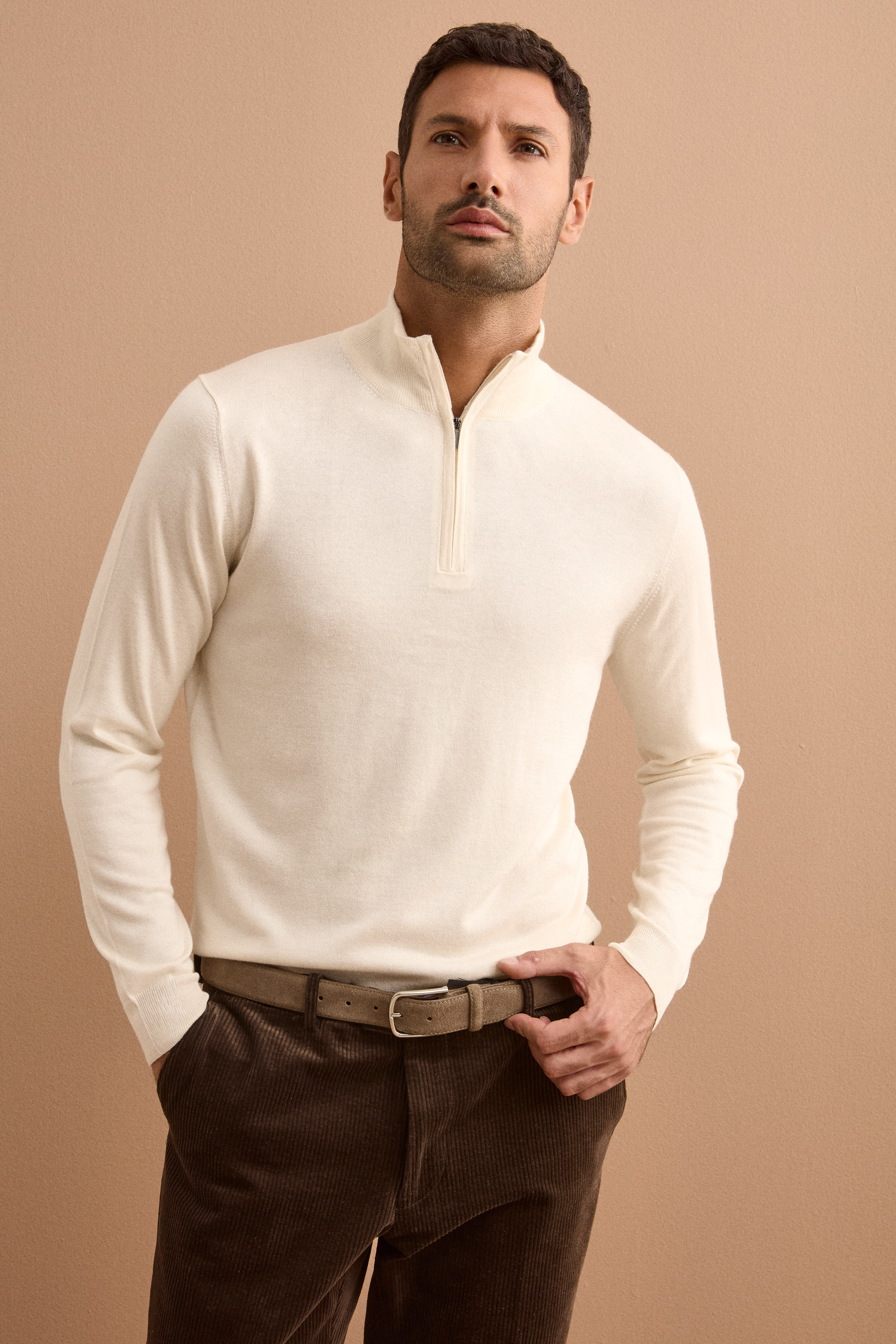 Herren-Stehkragenpullover mit halbem Reißverschluss aus Seide und Kaschmir - Elfenbein