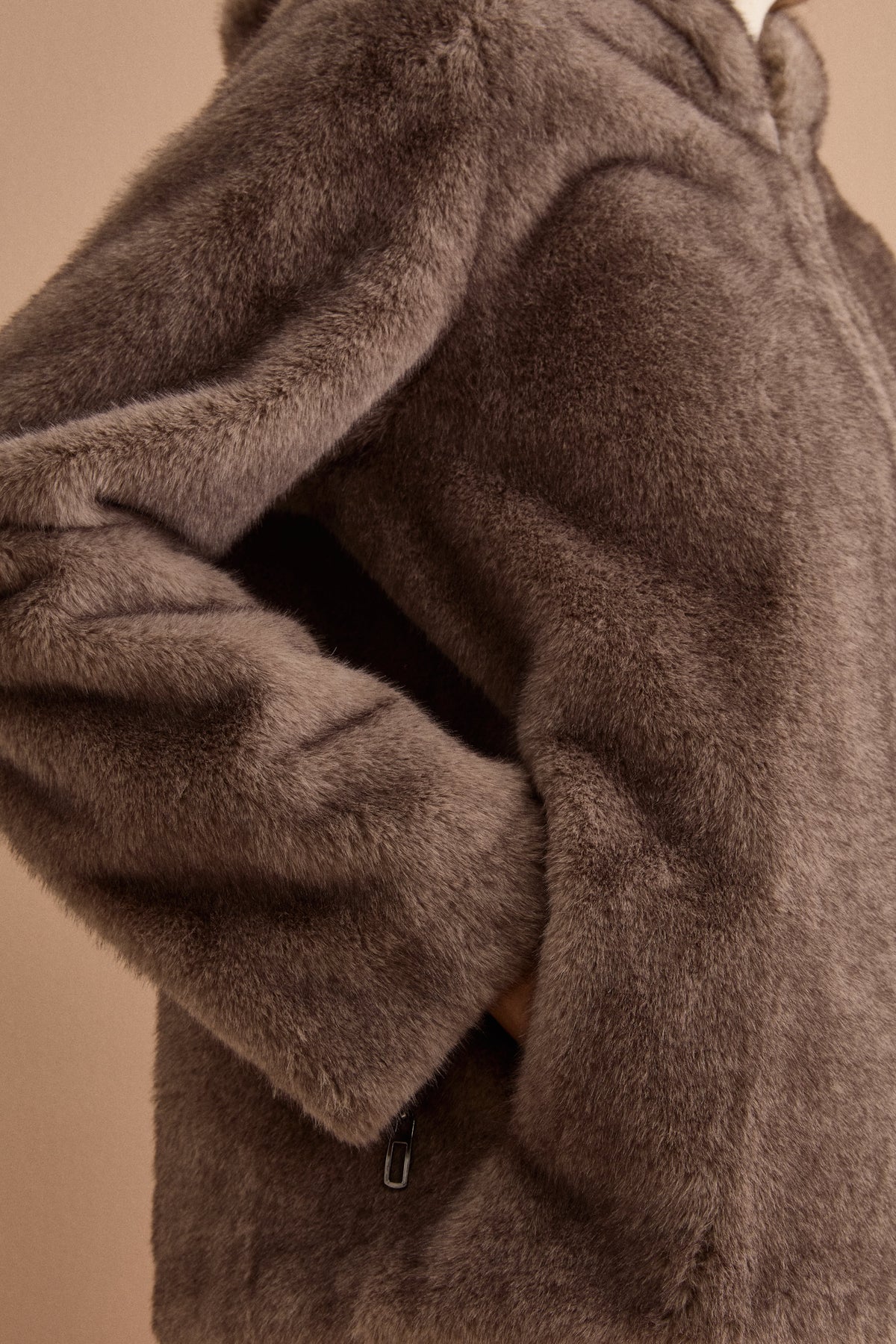Pelliccia Reversibile con Zip e Cappuccio - GRIGIO