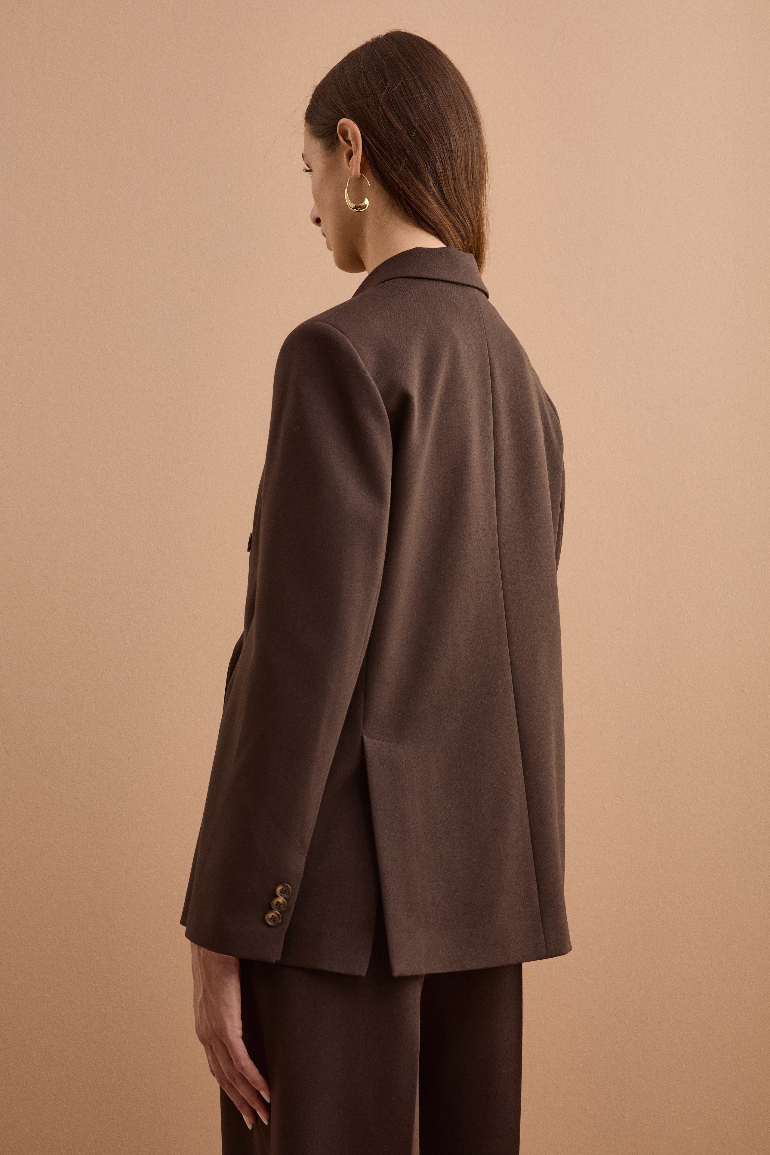 Lined Double-Breasted Blazer with Peak Lapels - Dark brown