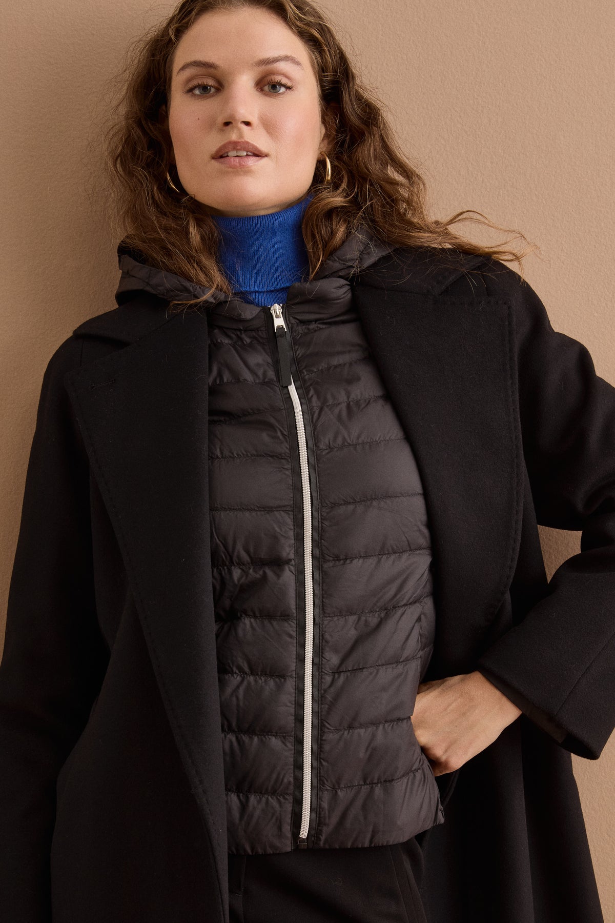 Piumino Regular Fit con Cappuccio Removibile - NERO